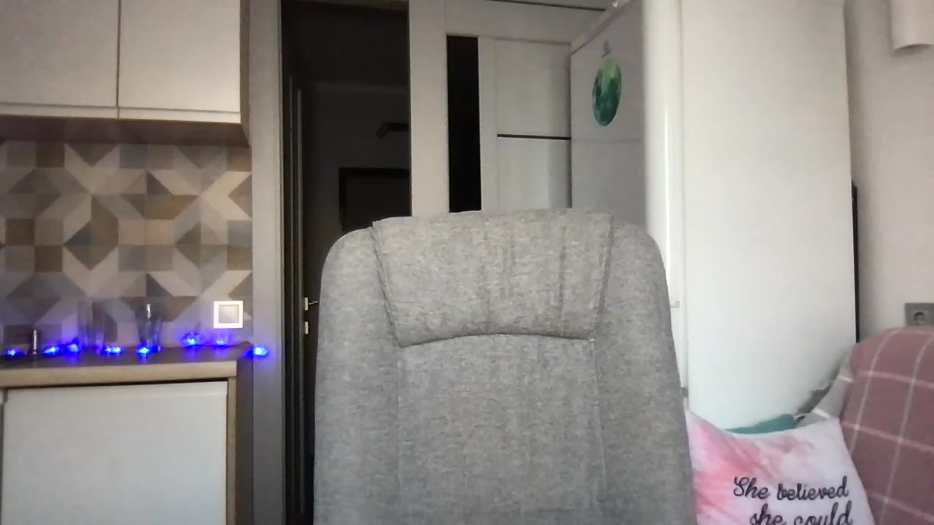 Gallery image thumbnail from YoungDunst's myfreecams stream on, 08/19/2023, 17:10 image 7 of 20