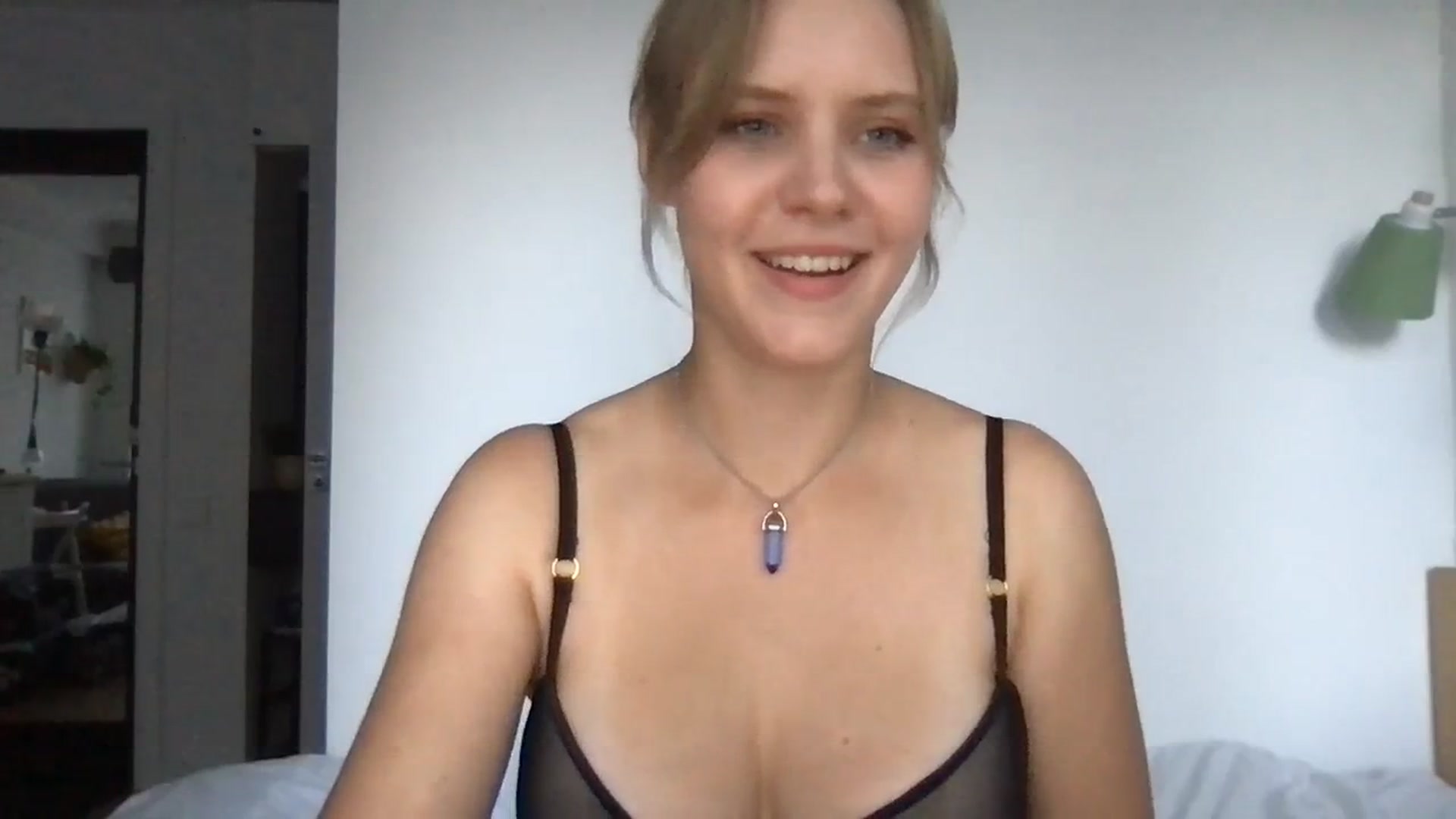 Gallery image thumbnail from YoungDunst's myfreecams stream on, 09/05/2023, 15:47 image 15 of 20