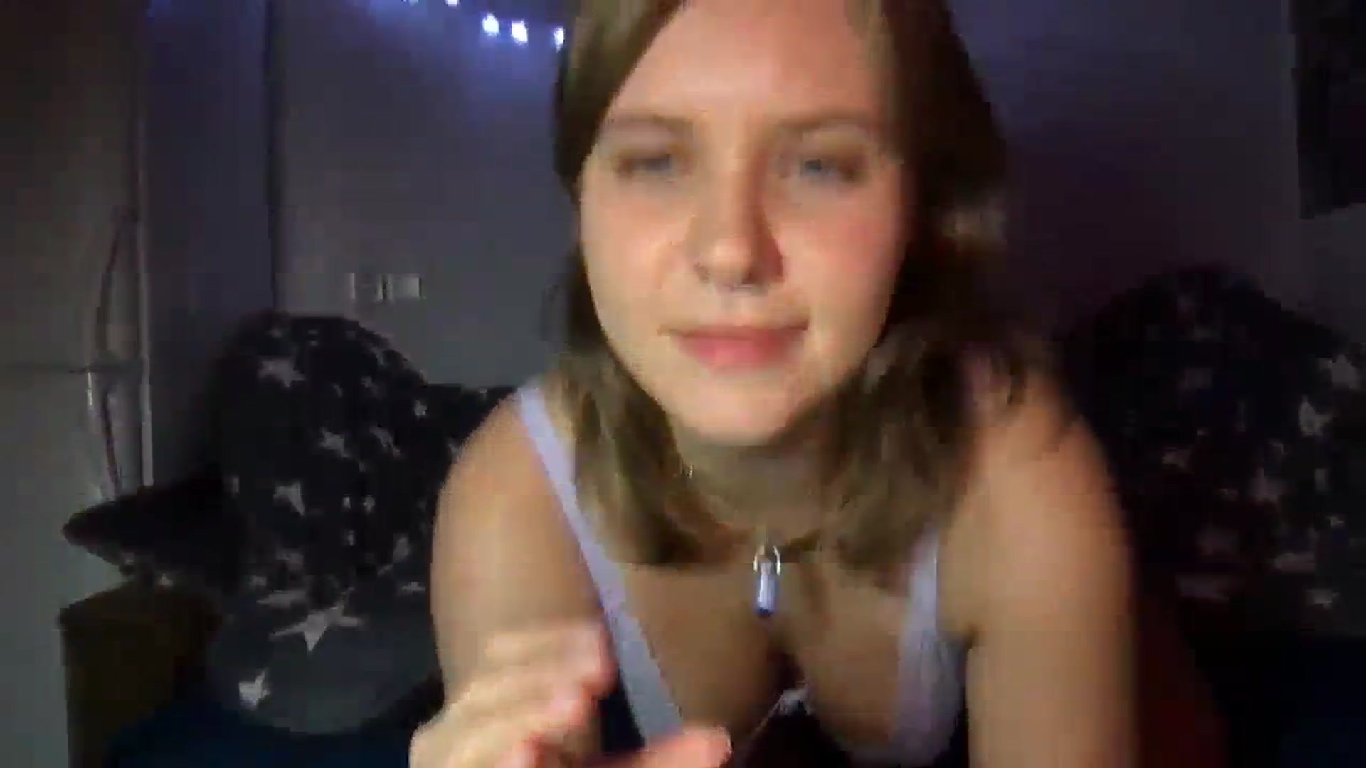 Gallery image thumbnail from YoungDunst's myfreecams stream on, 10/12/2023, 21:09 image 11 of 20