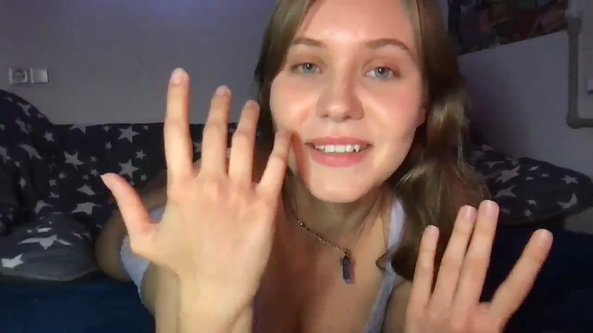 Gallery image thumbnail from YoungDunst's myfreecams stream on, 10/12/2023, 21:09 image 4 of 20
