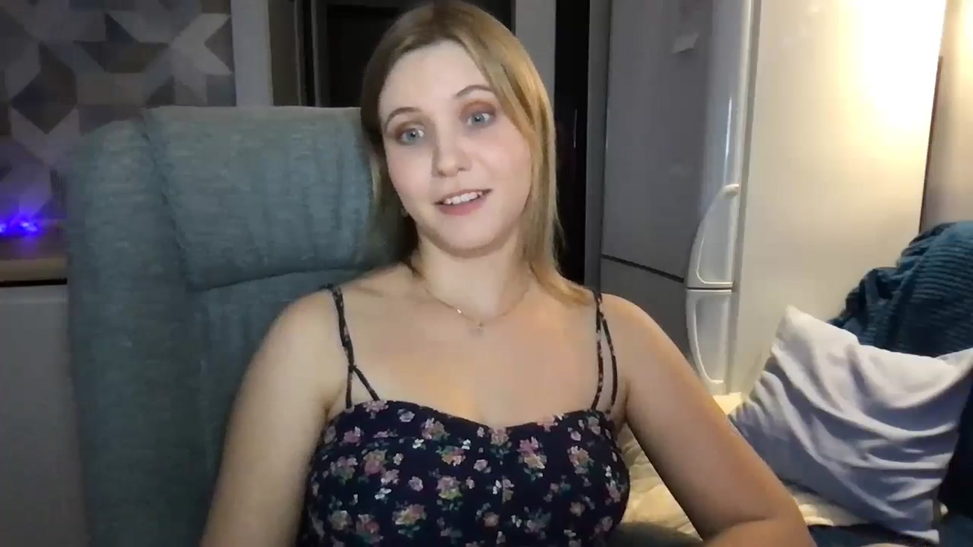 Gallery image thumbnail from YoungDunst's myfreecams stream on, 10/31/2023, 21:15 image 14 of 20