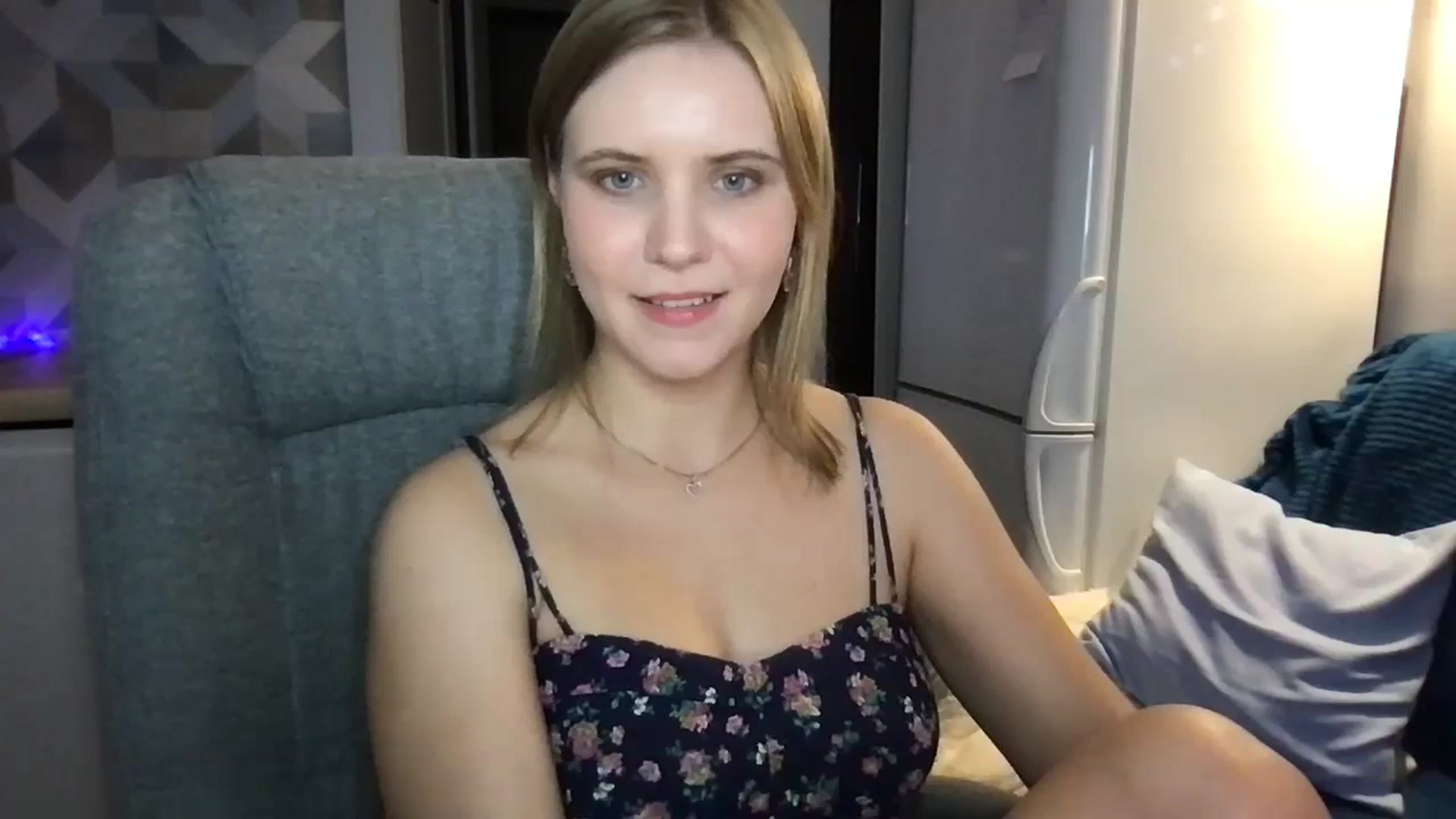 Gallery image thumbnail from YoungDunst's myfreecams stream on, 10/31/2023, 21:15 image 10 of 20
