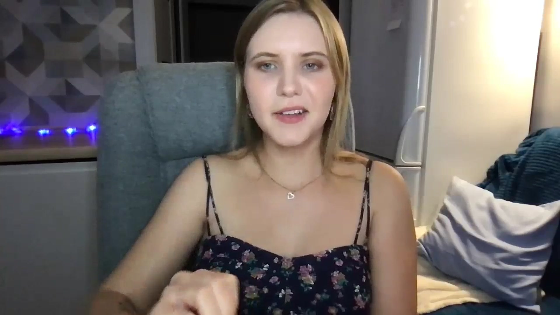 Gallery image thumbnail from YoungDunst's myfreecams stream on, 10/31/2023, 21:15 image 16 of 20