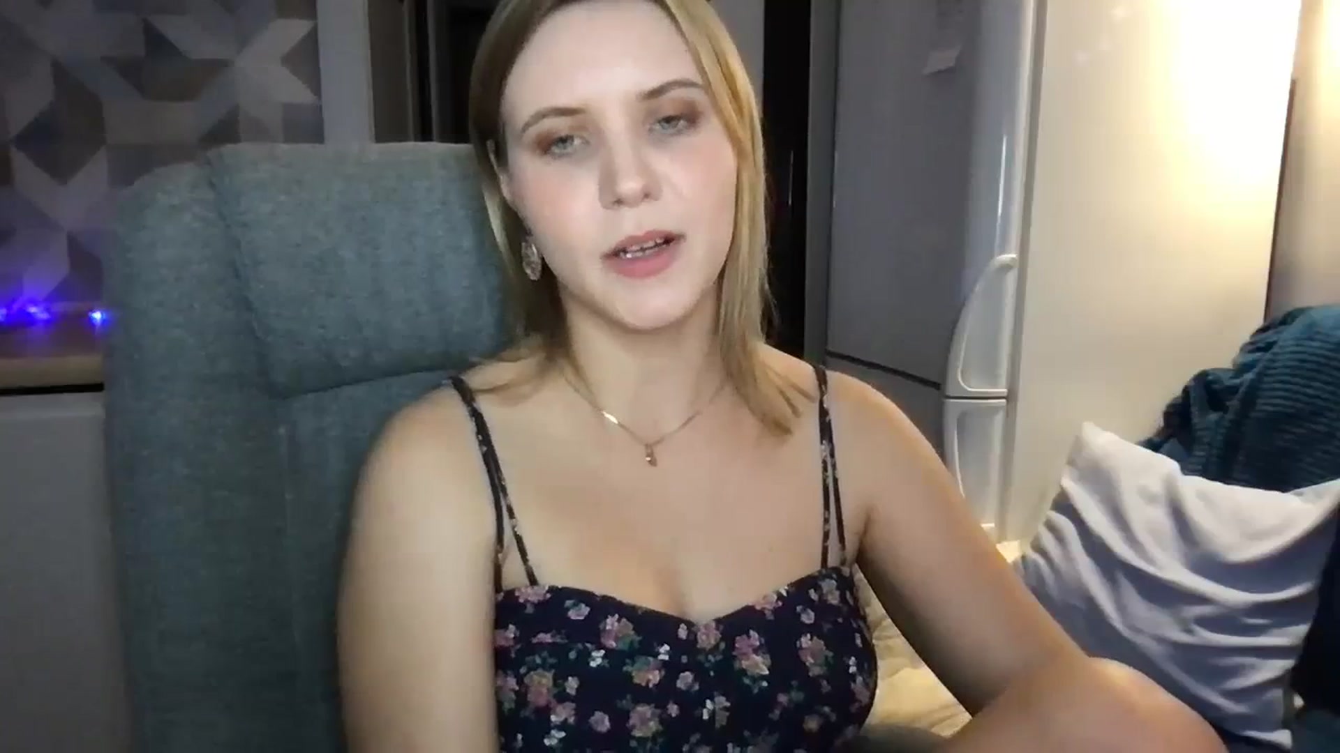 Gallery image thumbnail from YoungDunst's myfreecams stream on, 10/31/2023, 21:15 image 9 of 20