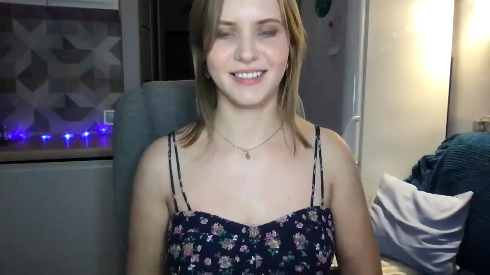 Gallery image thumbnail from YoungDunst's myfreecams stream on, 10/31/2023, 21:52 image 2 of 20