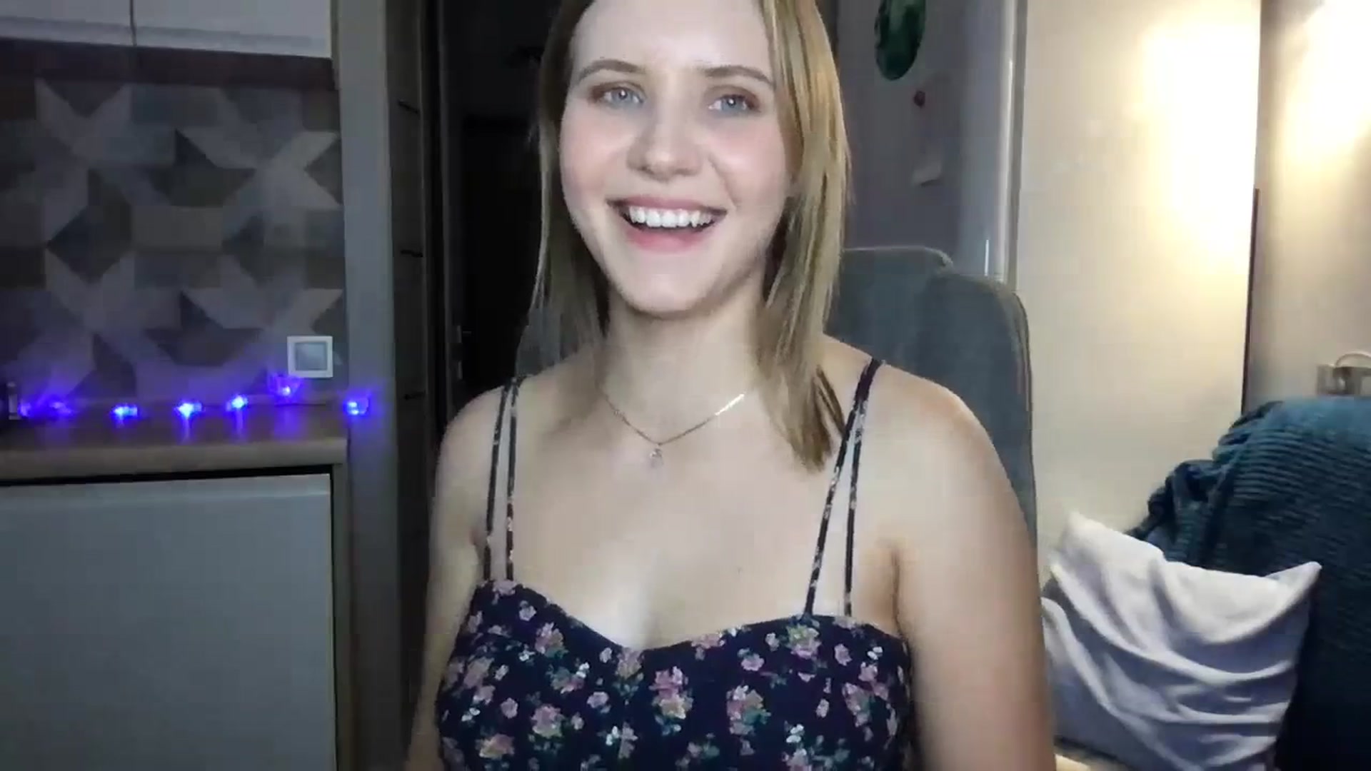 Gallery image thumbnail from YoungDunst's myfreecams stream on, 10/31/2023, 21:52 image 12 of 20