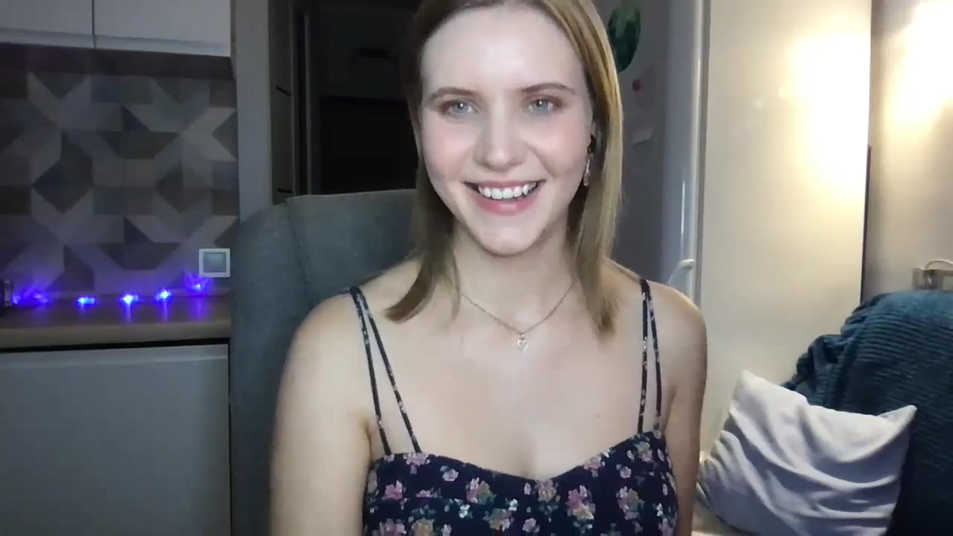 Gallery image thumbnail from YoungDunst's myfreecams stream on, 10/31/2023, 21:52 image 5 of 20