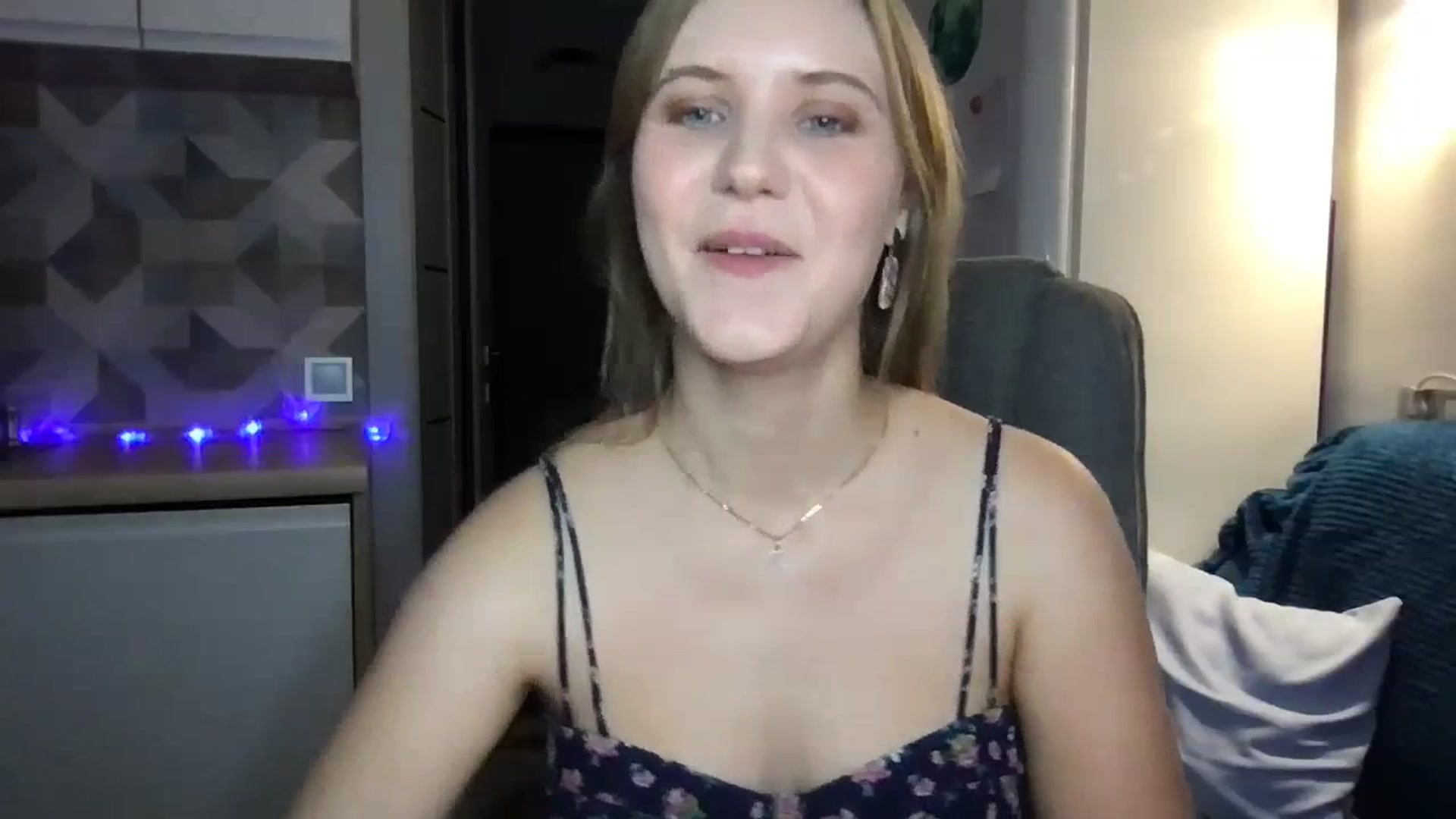 Gallery image thumbnail from YoungDunst's myfreecams stream on, 10/31/2023, 21:52 image 10 of 20
