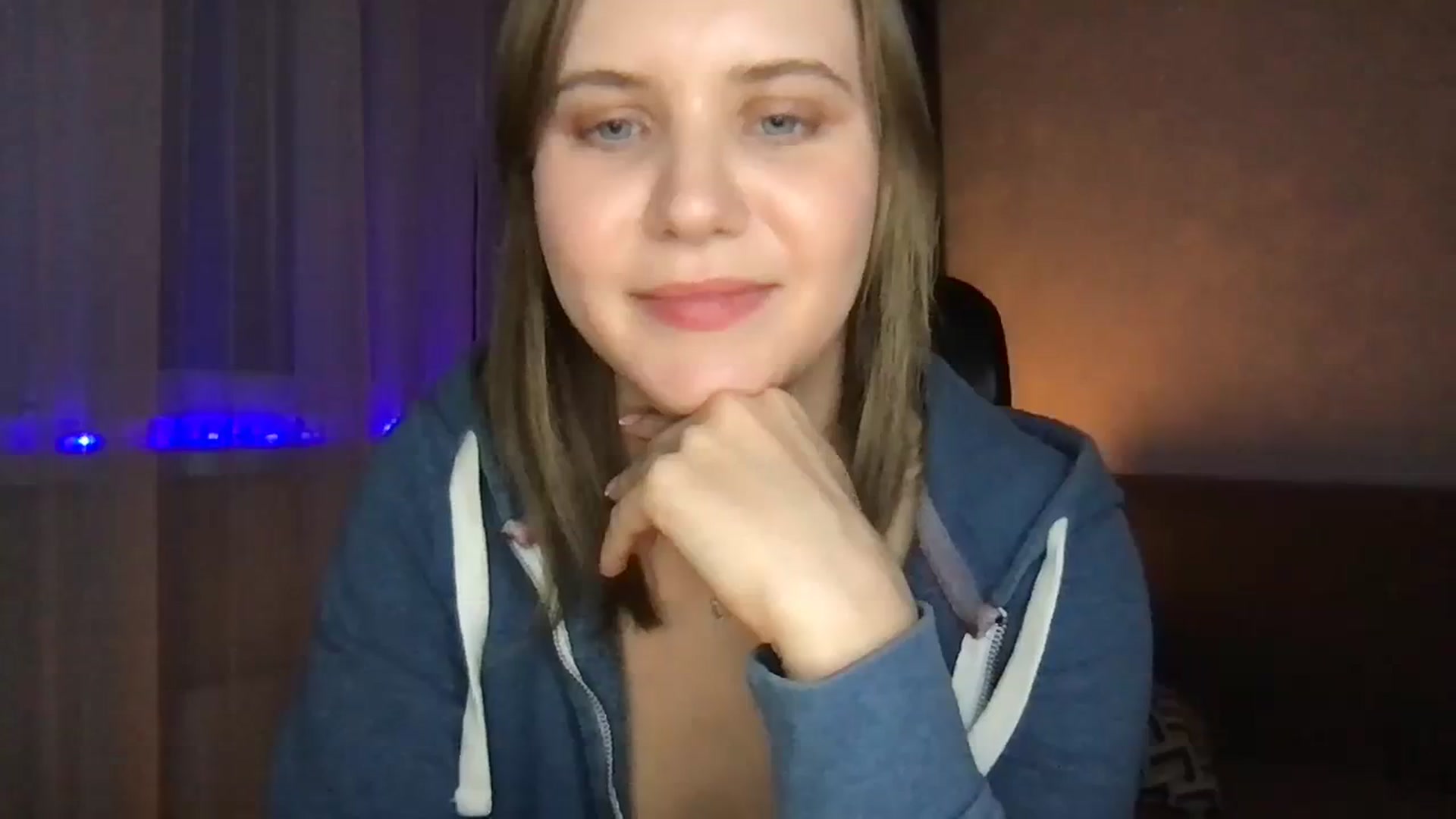 Gallery image thumbnail from YoungDunst's myfreecams stream on, 11/29/2023, 01:44 image 8 of 20
