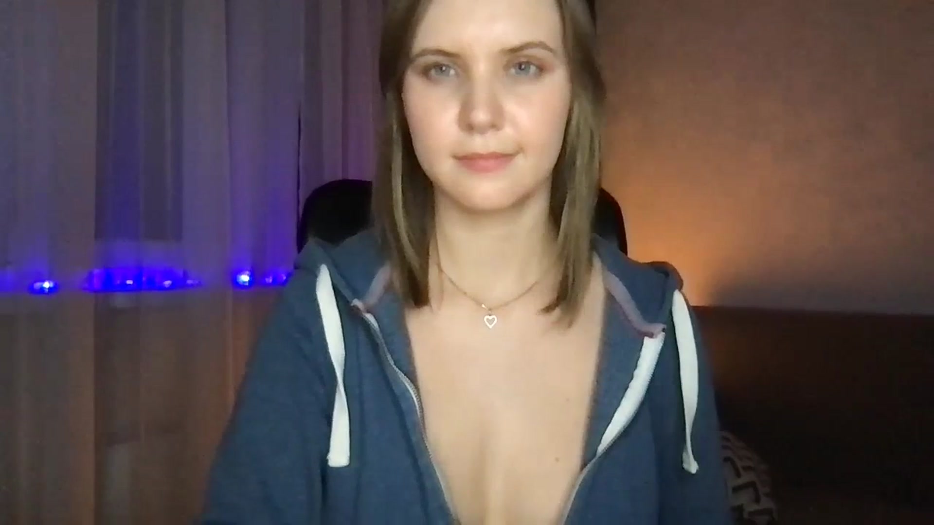 Gallery image thumbnail from YoungDunst's myfreecams stream on, 11/29/2023, 01:44 image 6 of 20