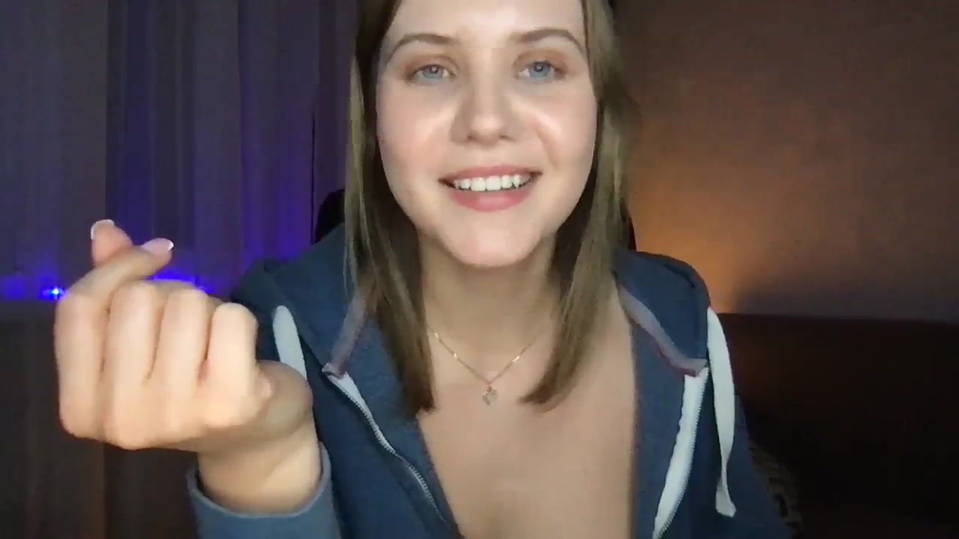 Gallery image thumbnail from YoungDunst's myfreecams stream on, 11/29/2023, 01:44 image 12 of 20