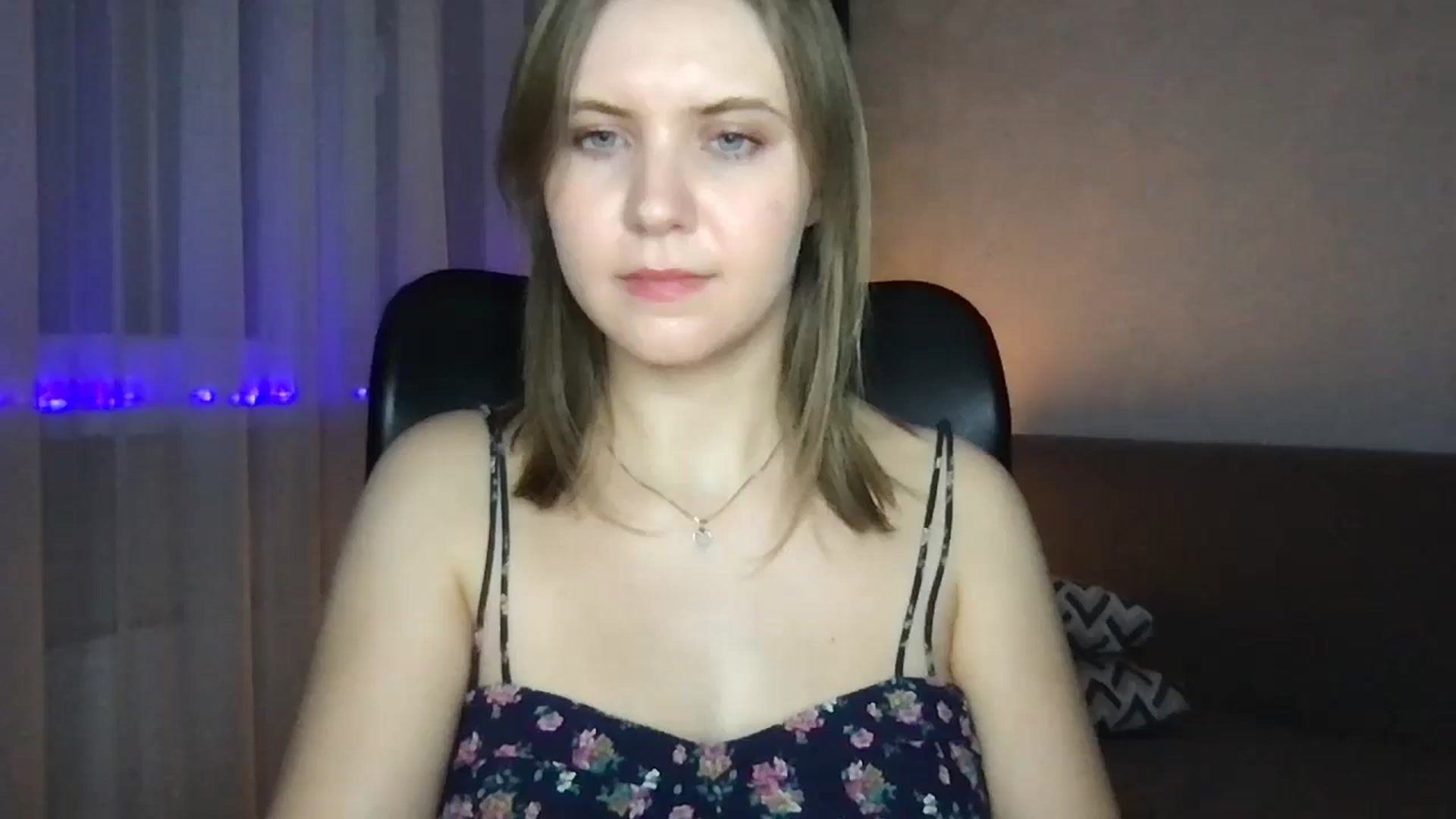 Gallery image thumbnail from YoungDunst's myfreecams stream on, 12/05/2023, 23:02 image 11 of 20