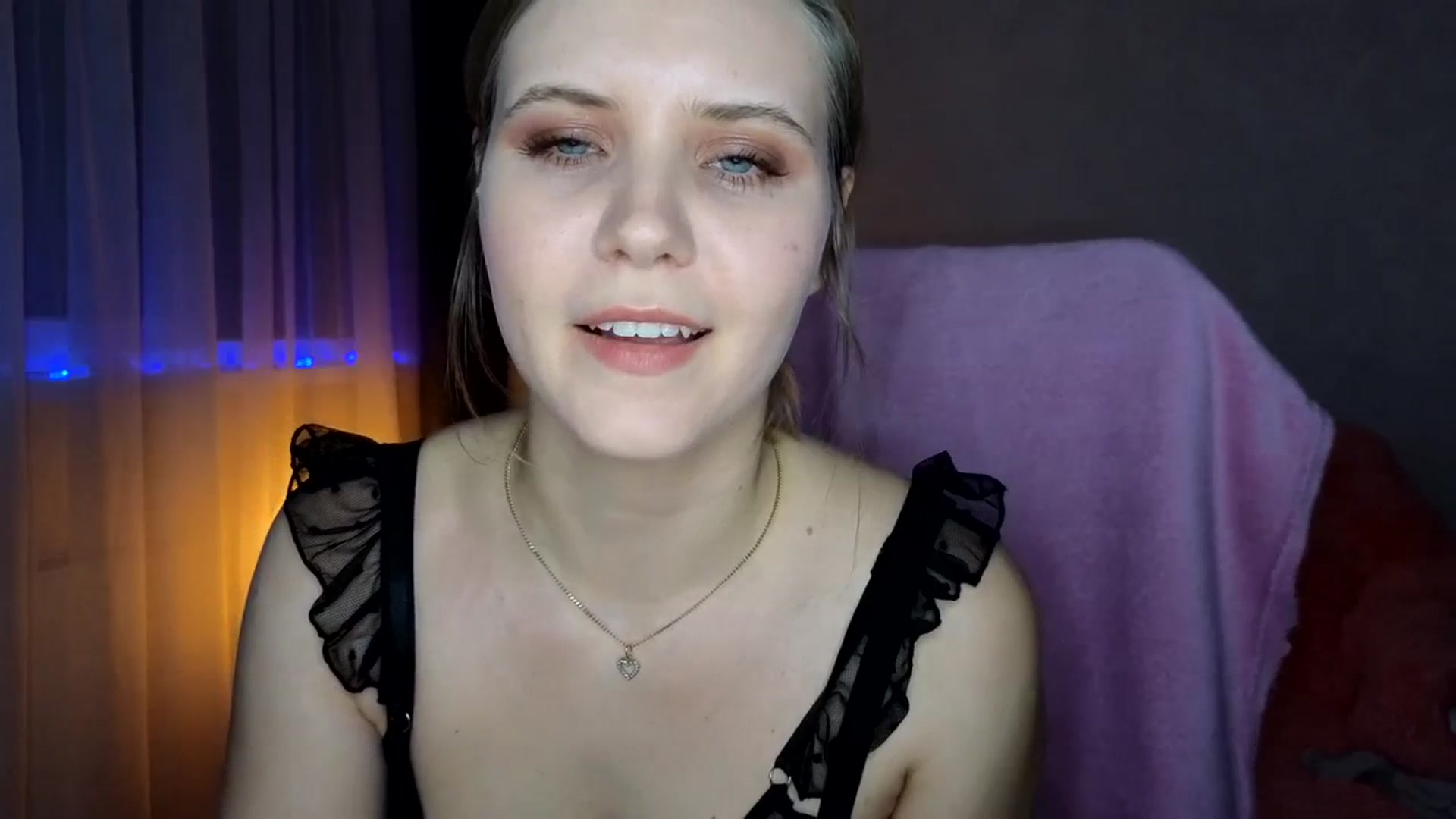 Gallery image thumbnail from YoungDunst's myfreecams stream on, 02/08/2024, 23:52 image 7 of 20
