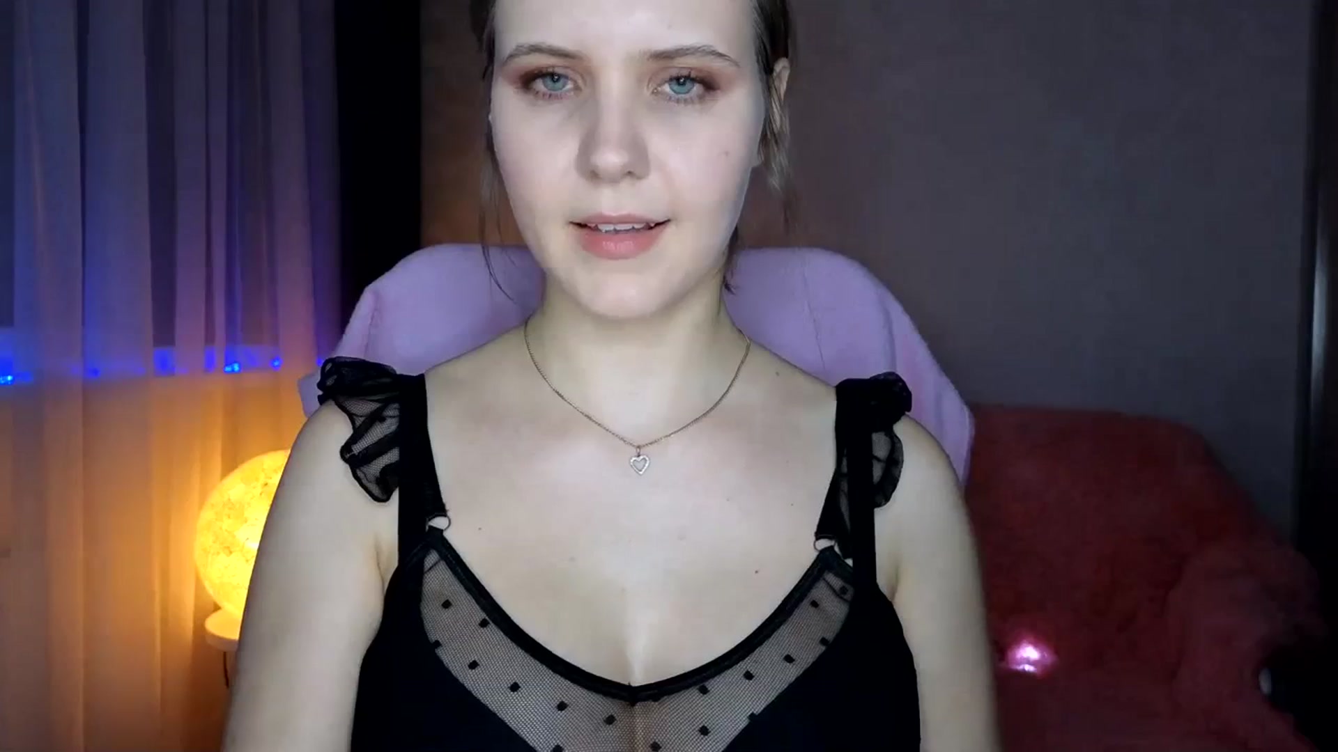Gallery image thumbnail from YoungDunst's myfreecams stream on, 02/08/2024, 23:52 image 10 of 20