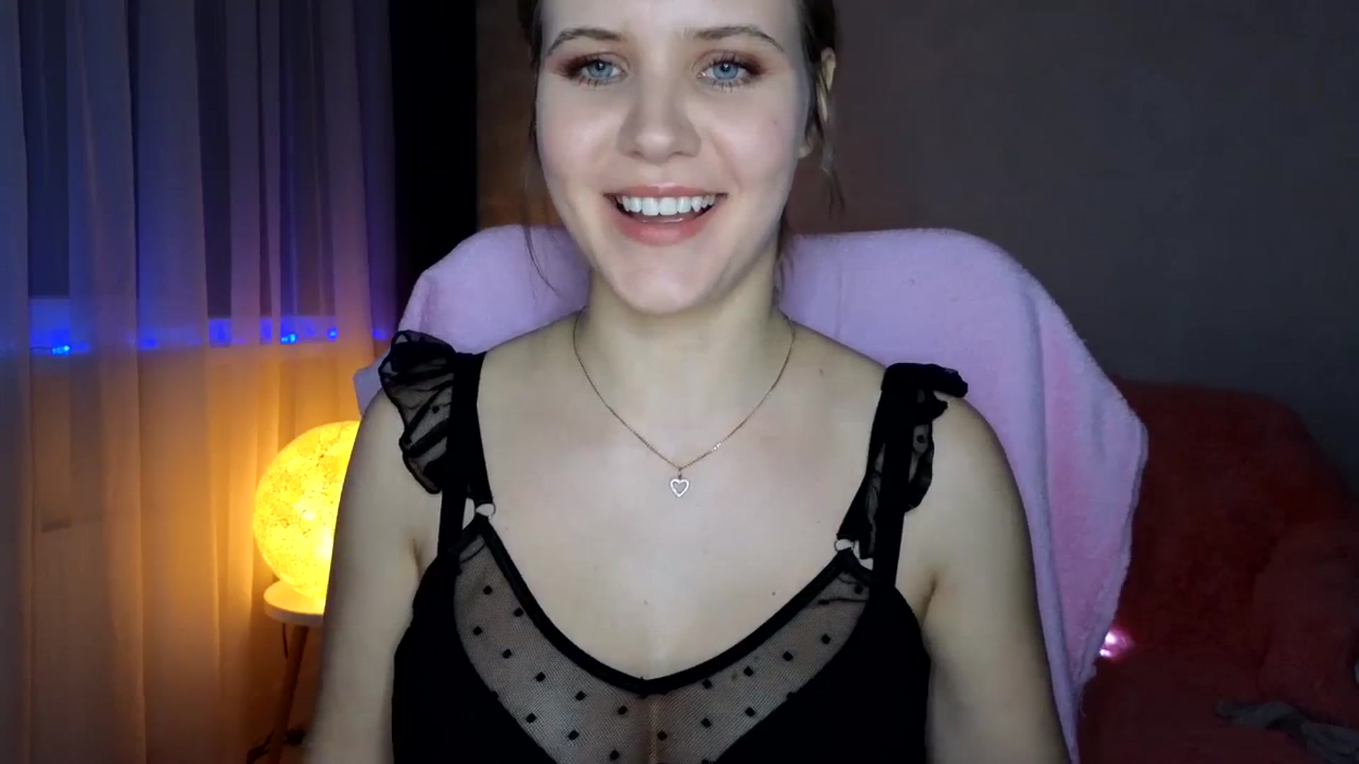 Gallery image thumbnail from YoungDunst's myfreecams stream on, 02/08/2024, 23:52 image 6 of 20