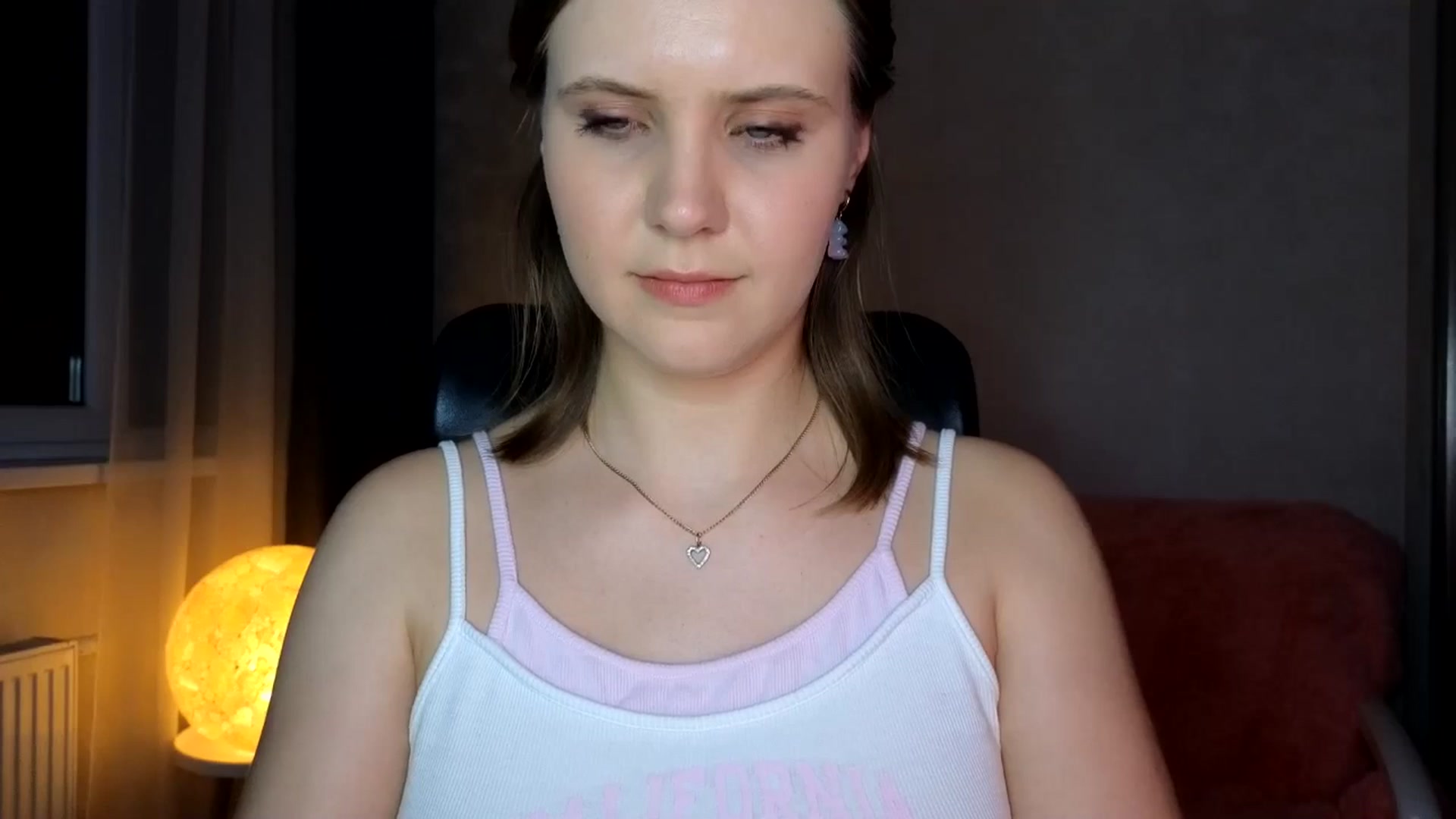 Gallery image thumbnail from YoungDunst's myfreecams stream on, 04/28/2024, 20:23 image 17 of 20