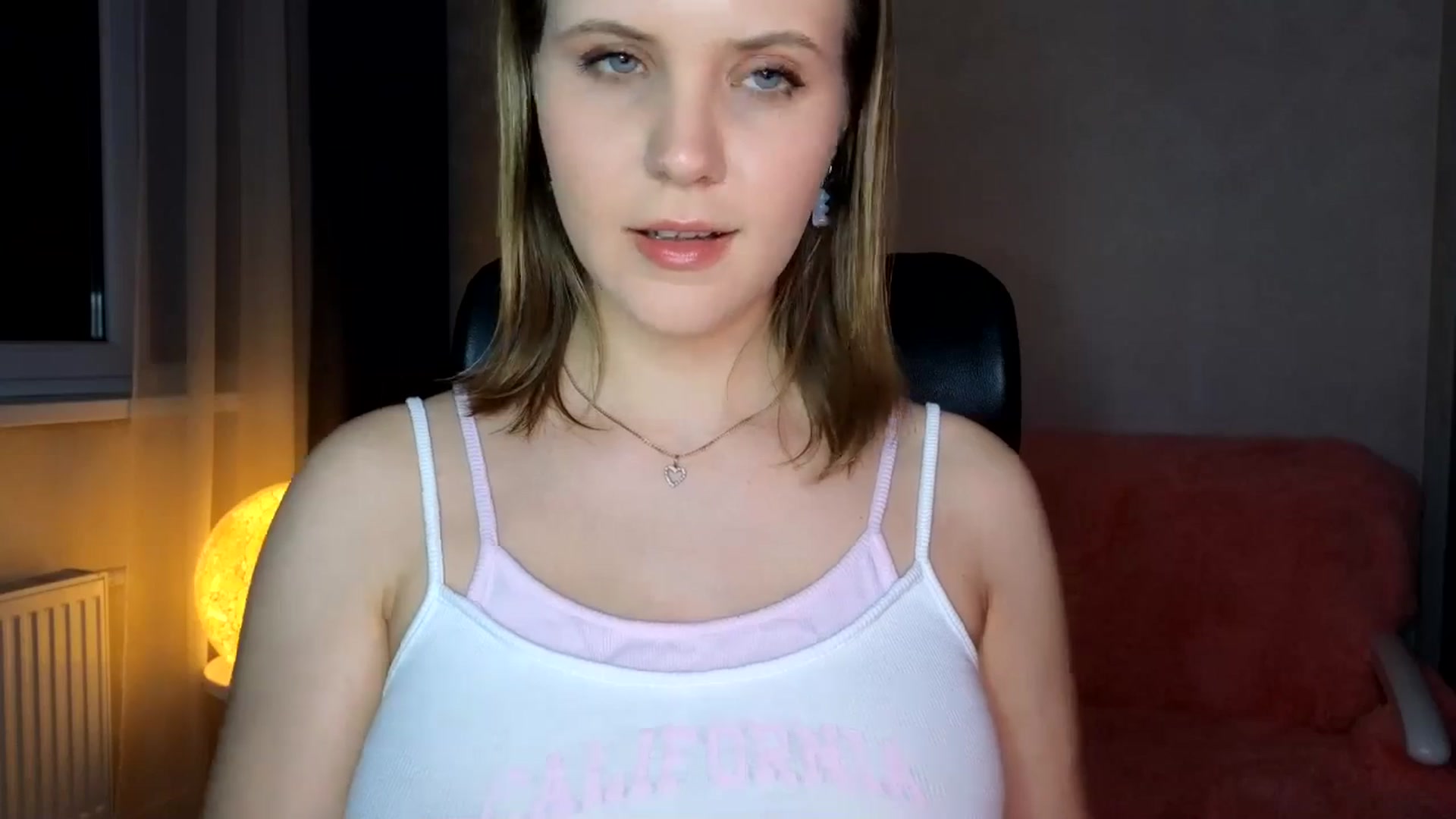 Gallery image thumbnail from YoungDunst's myfreecams stream on, 04/28/2024, 20:23 image 9 of 20