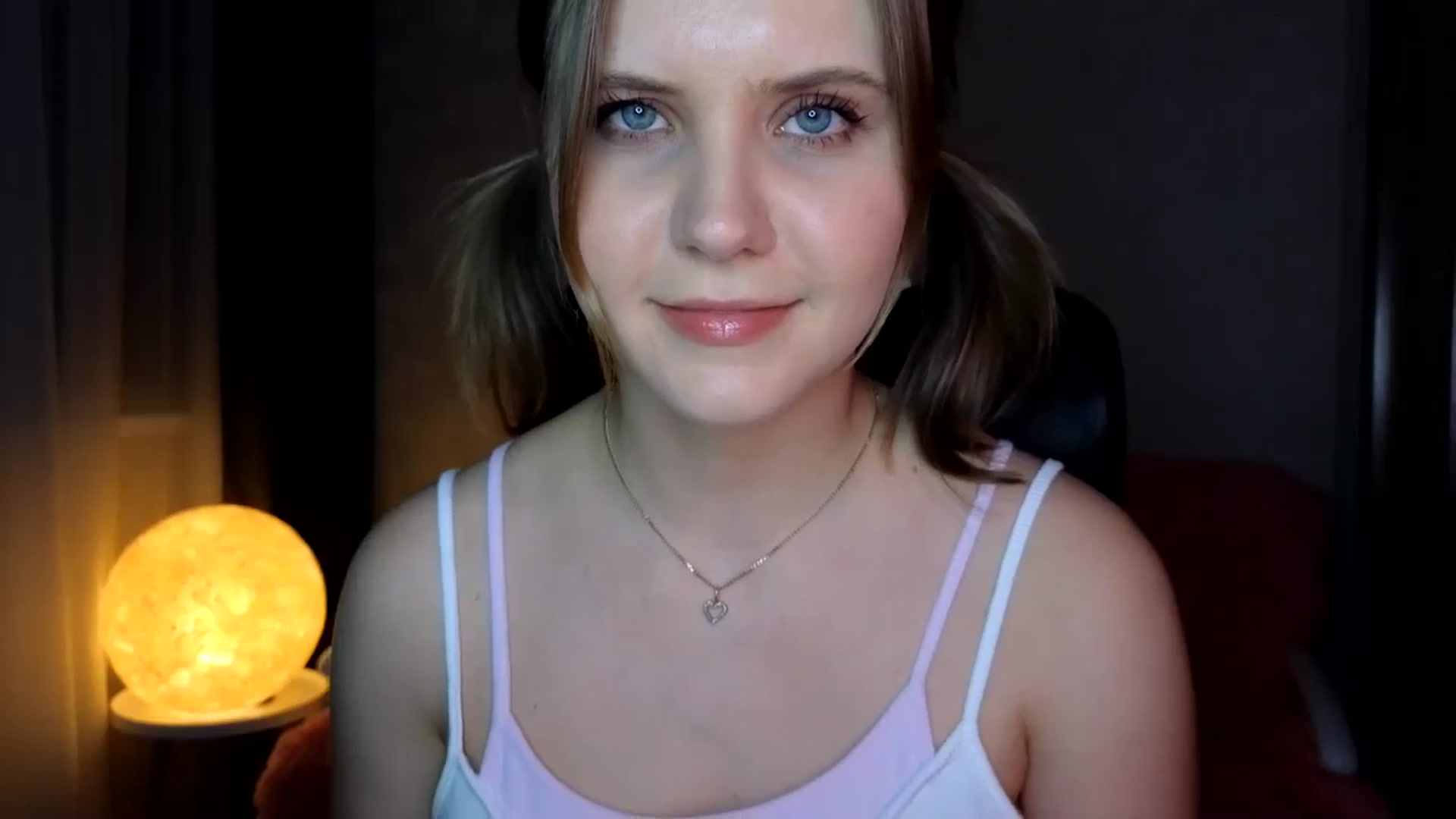 Gallery image thumbnail from YoungDunst's myfreecams stream on, 04/28/2024, 20:55 image 18 of 20