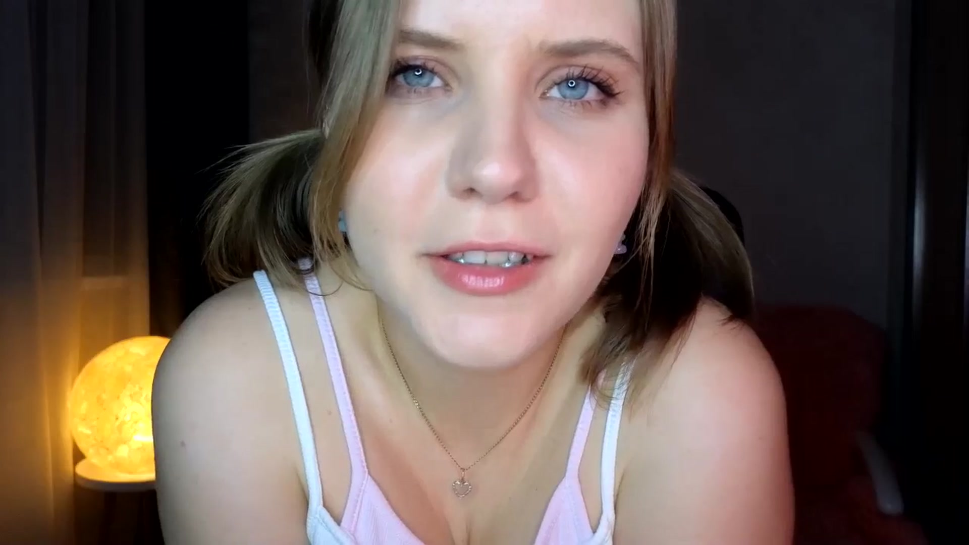 Gallery image thumbnail from YoungDunst's myfreecams stream on, 04/28/2024, 20:55 image 17 of 20