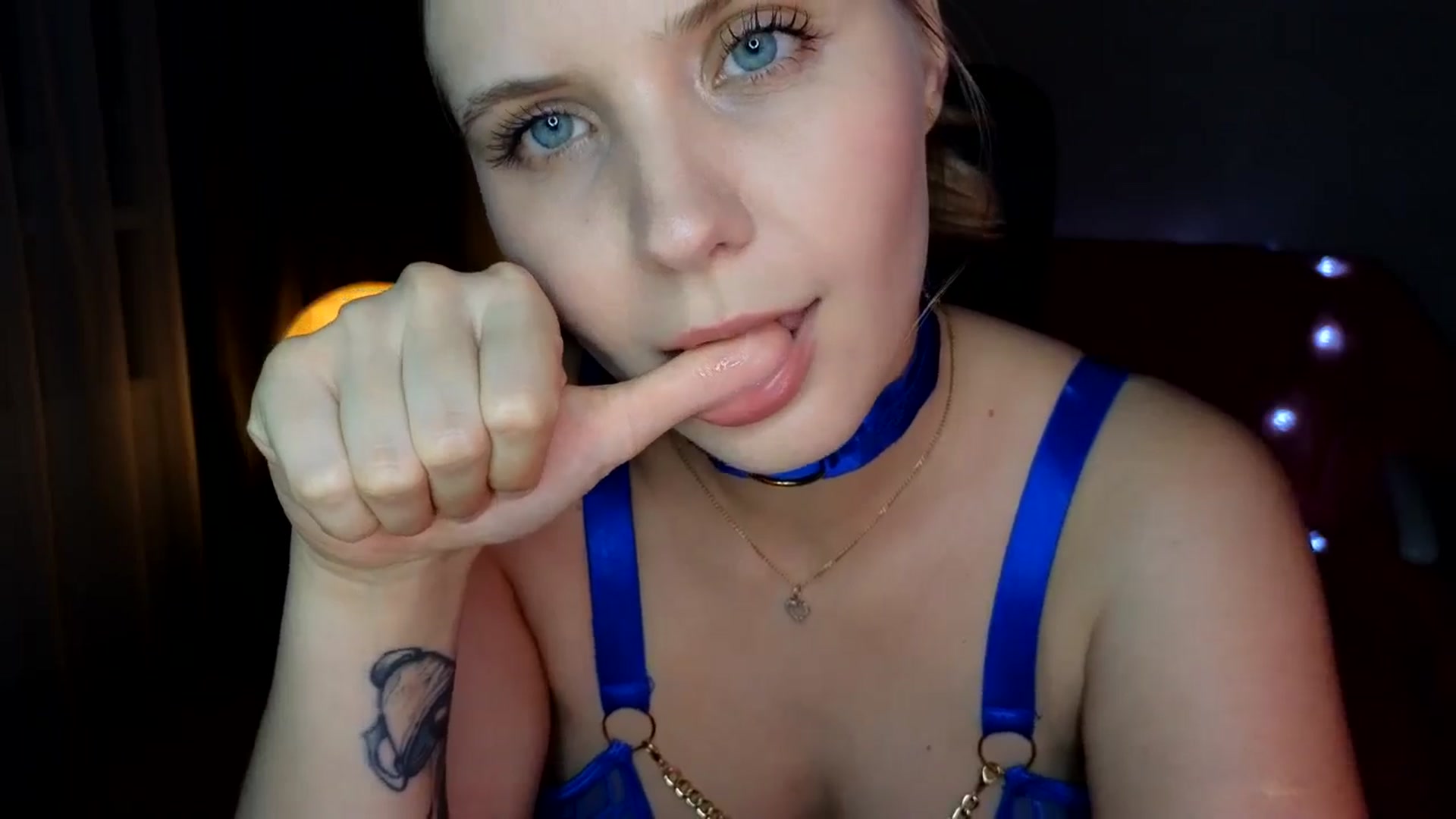 Gallery image thumbnail from YoungDunst's myfreecams stream on, 07/09/2024, 19:30 image 10 of 20