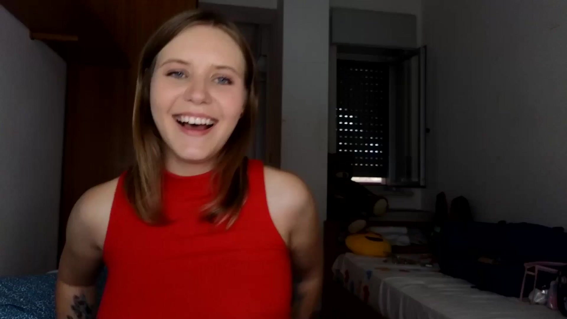 Gallery image thumbnail from YoungDunst's myfreecams stream on, 08/02/2024, 18:11 image 10 of 20
