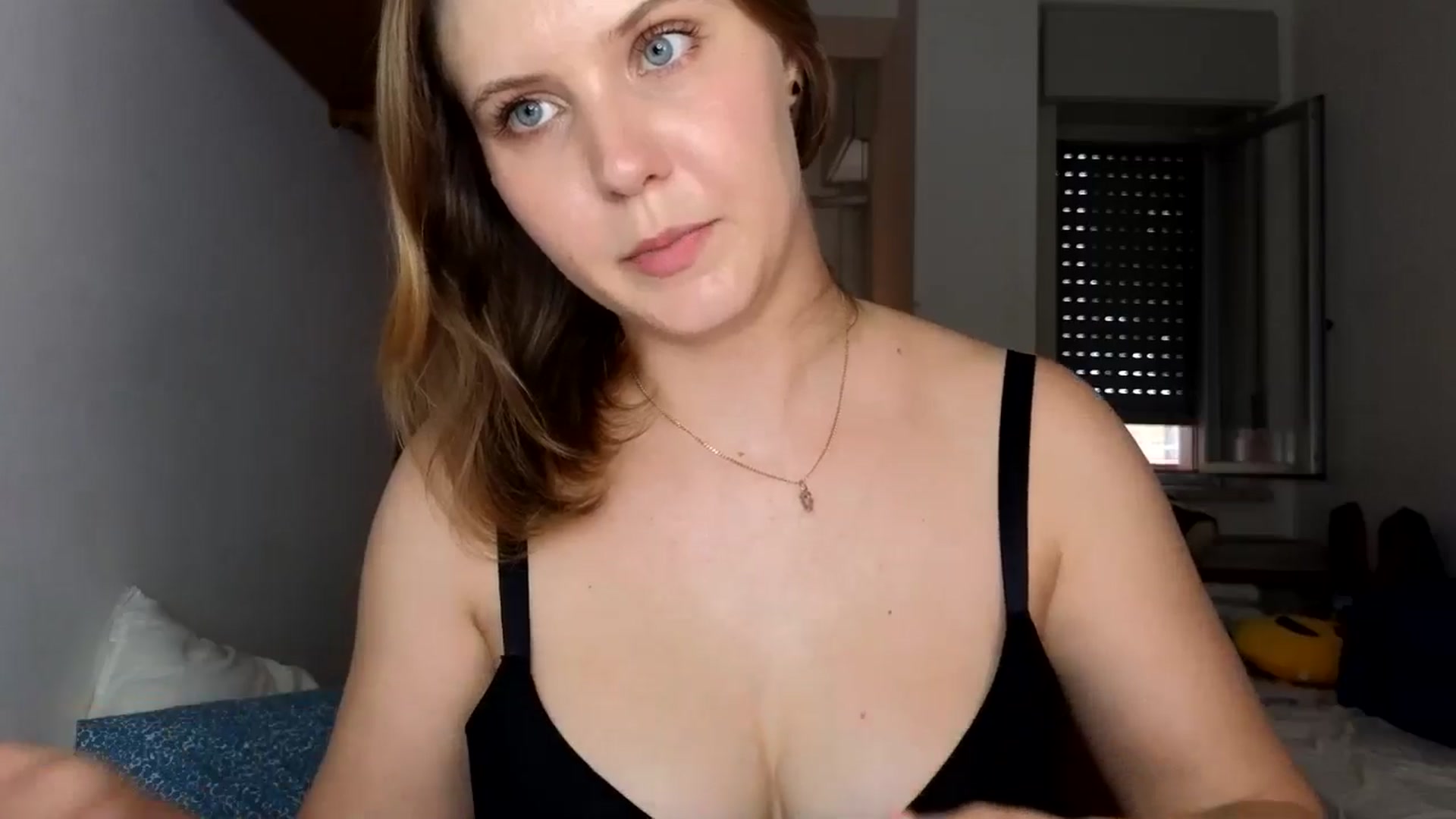 Gallery image thumbnail from YoungDunst's myfreecams stream on, 08/06/2024, 17:22 image 18 of 20