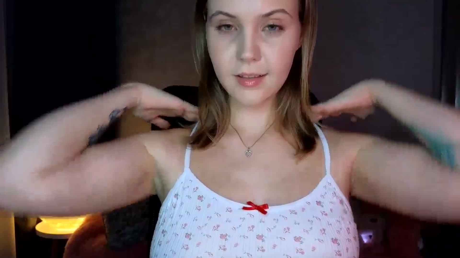 Gallery image thumbnail from YoungDunst's myfreecams stream on, 10/14/2024, 18:19 image 7 of 20