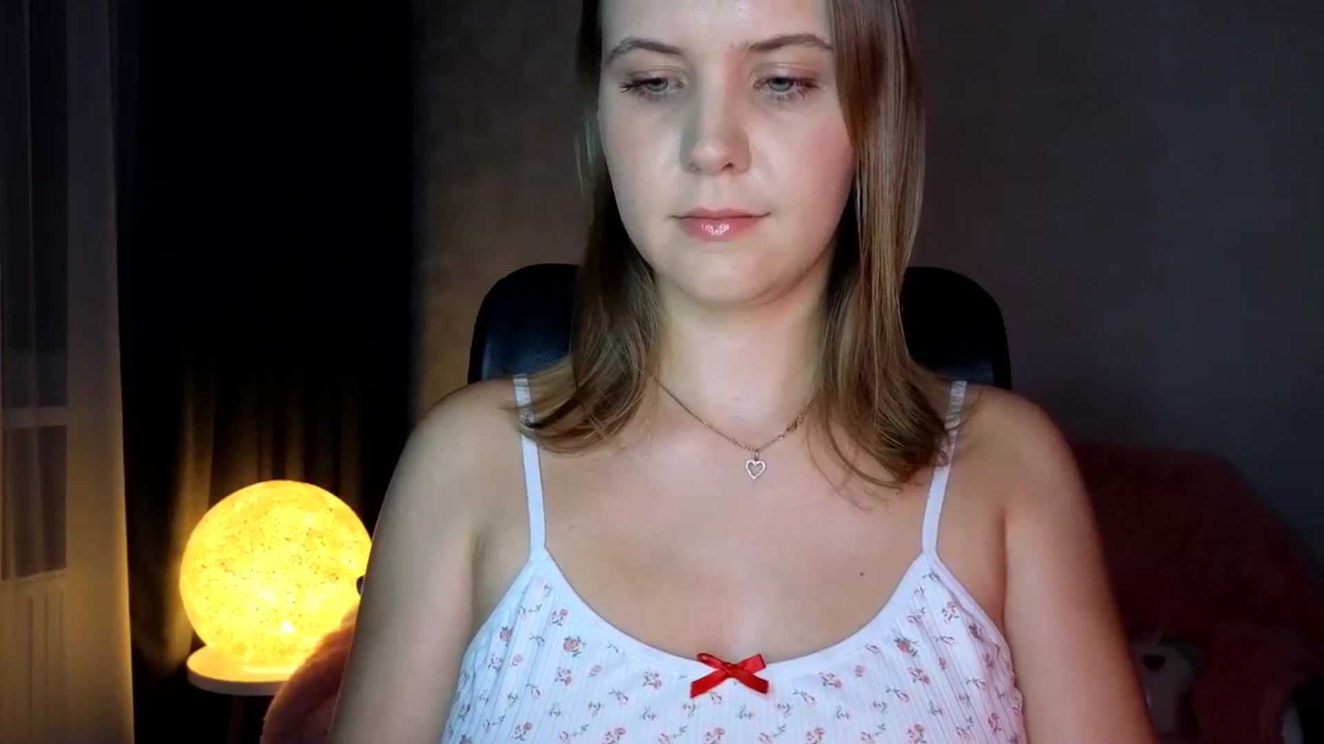 Gallery image thumbnail from YoungDunst's myfreecams stream on, 10/14/2024, 18:19 image 4 of 20
