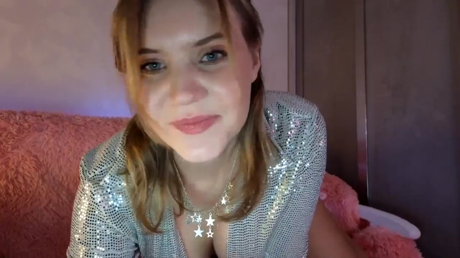 Gallery image thumbnail from YoungDunst's myfreecams stream on, 12/26/2024, 24:01 image 7 of 20