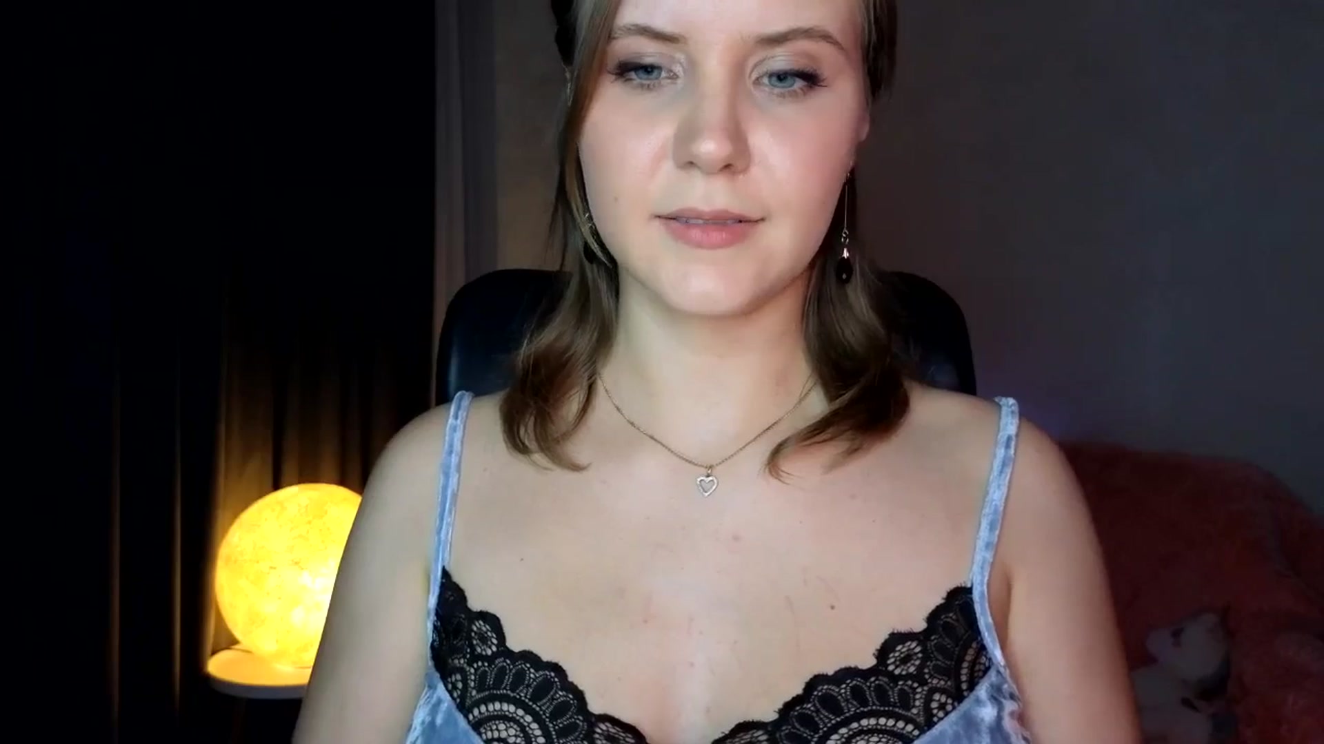 Gallery image thumbnail from YoungDunst's myfreecams stream on, 01/12/2025, 21:57 image 11 of 20