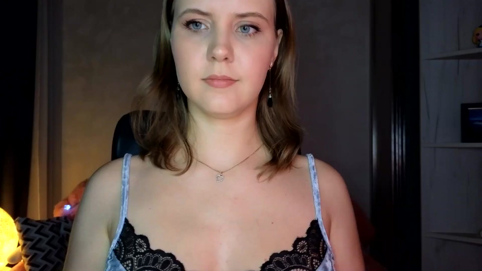 Gallery image thumbnail from YoungDunst's myfreecams stream on, 01/12/2025, 21:57 image 1 of 20