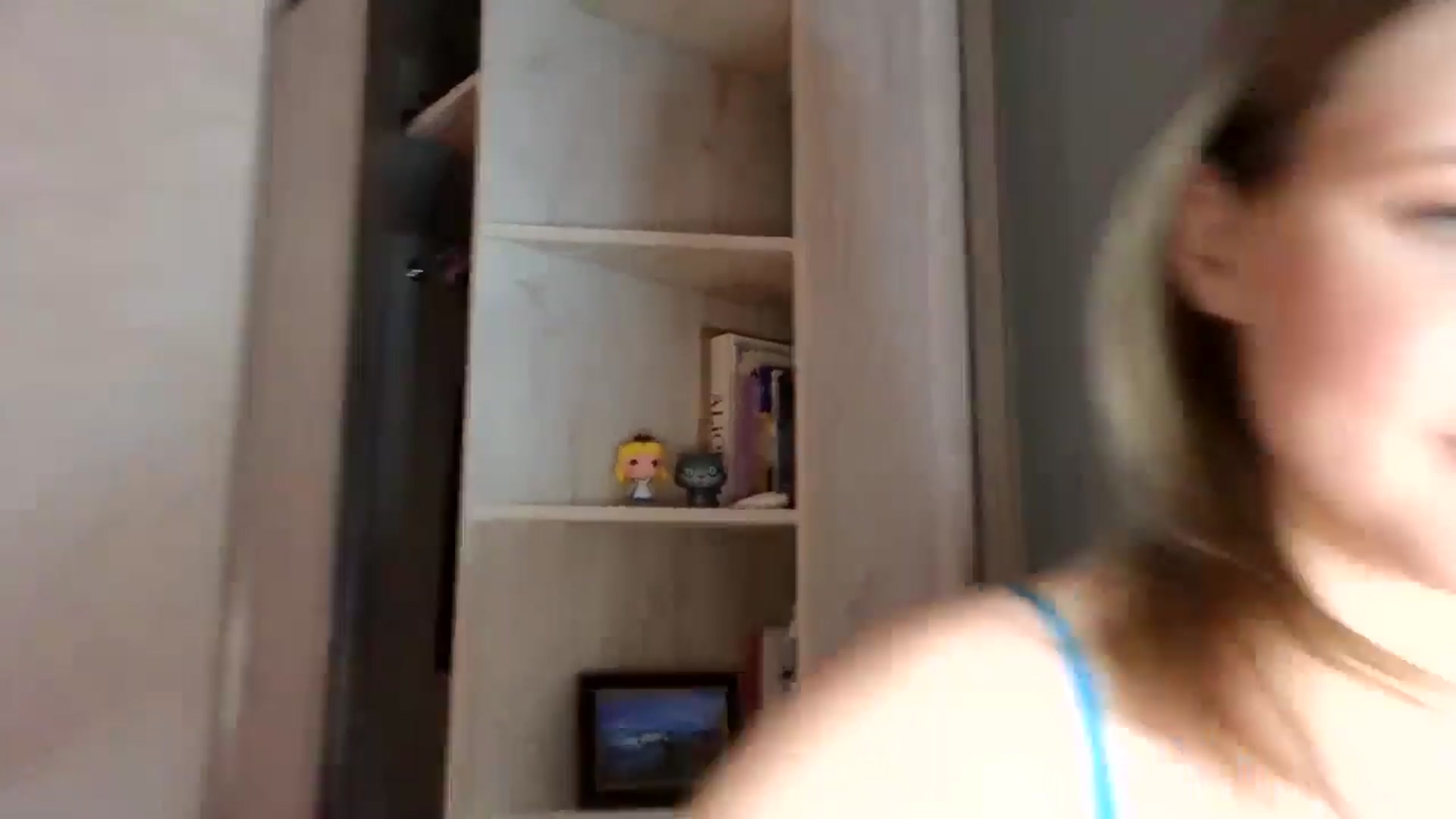 Gallery image thumbnail from YoungDunst's myfreecams stream on, 01/14/2025, 23:39 image 16 of 20