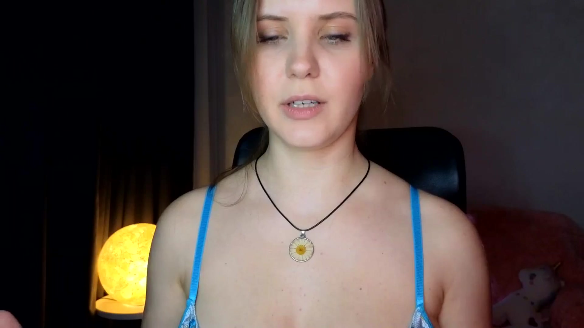 Gallery image thumbnail from YoungDunst's myfreecams stream on, 01/15/2025, 24:03 image 12 of 20