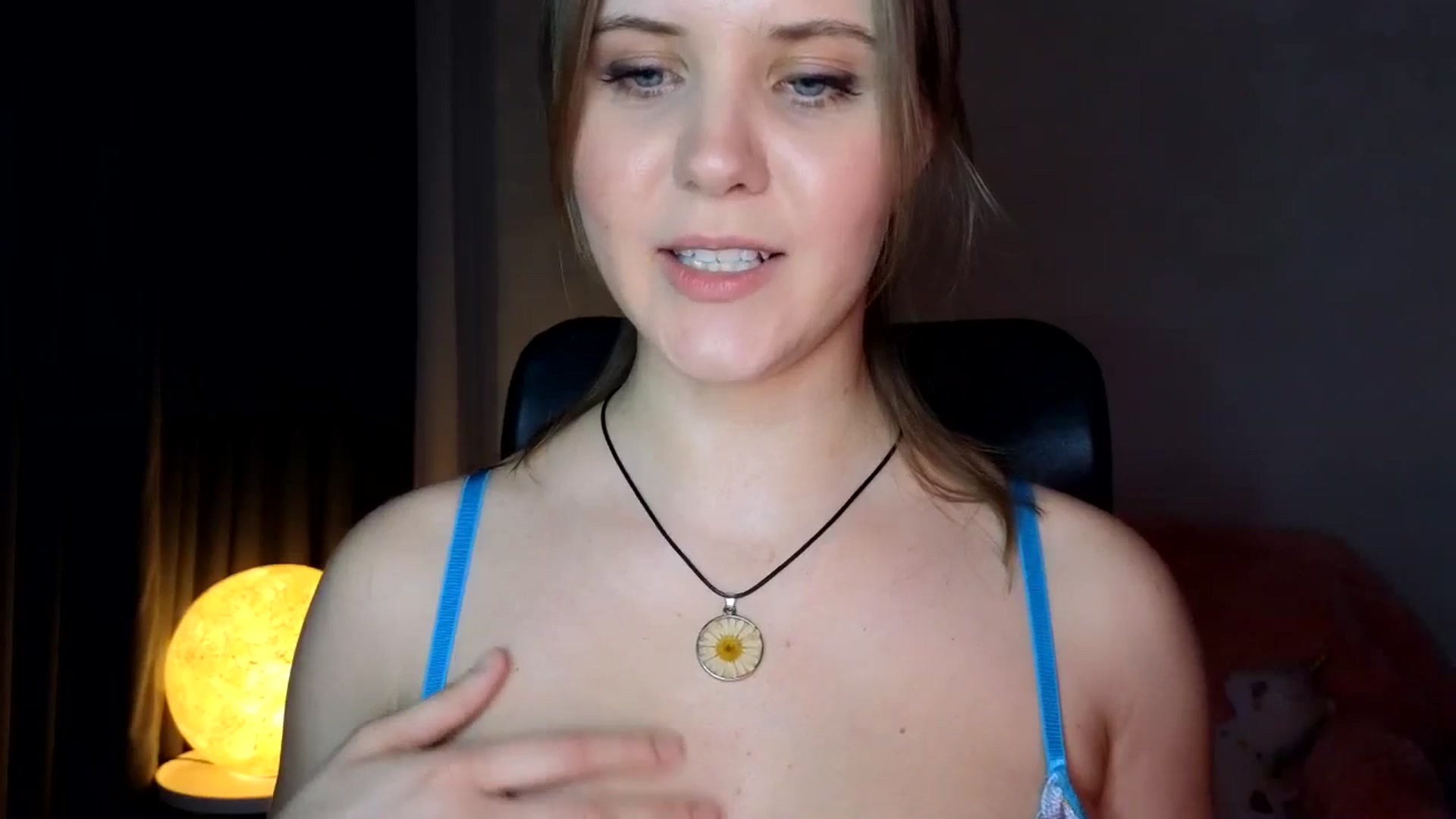 Gallery image thumbnail from YoungDunst's myfreecams stream on, 01/15/2025, 24:03 image 20 of 20