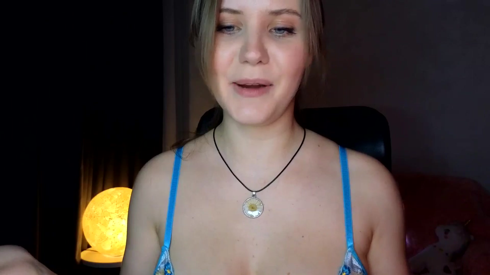 Gallery image thumbnail from YoungDunst's myfreecams stream on, 01/15/2025, 24:03 image 9 of 20