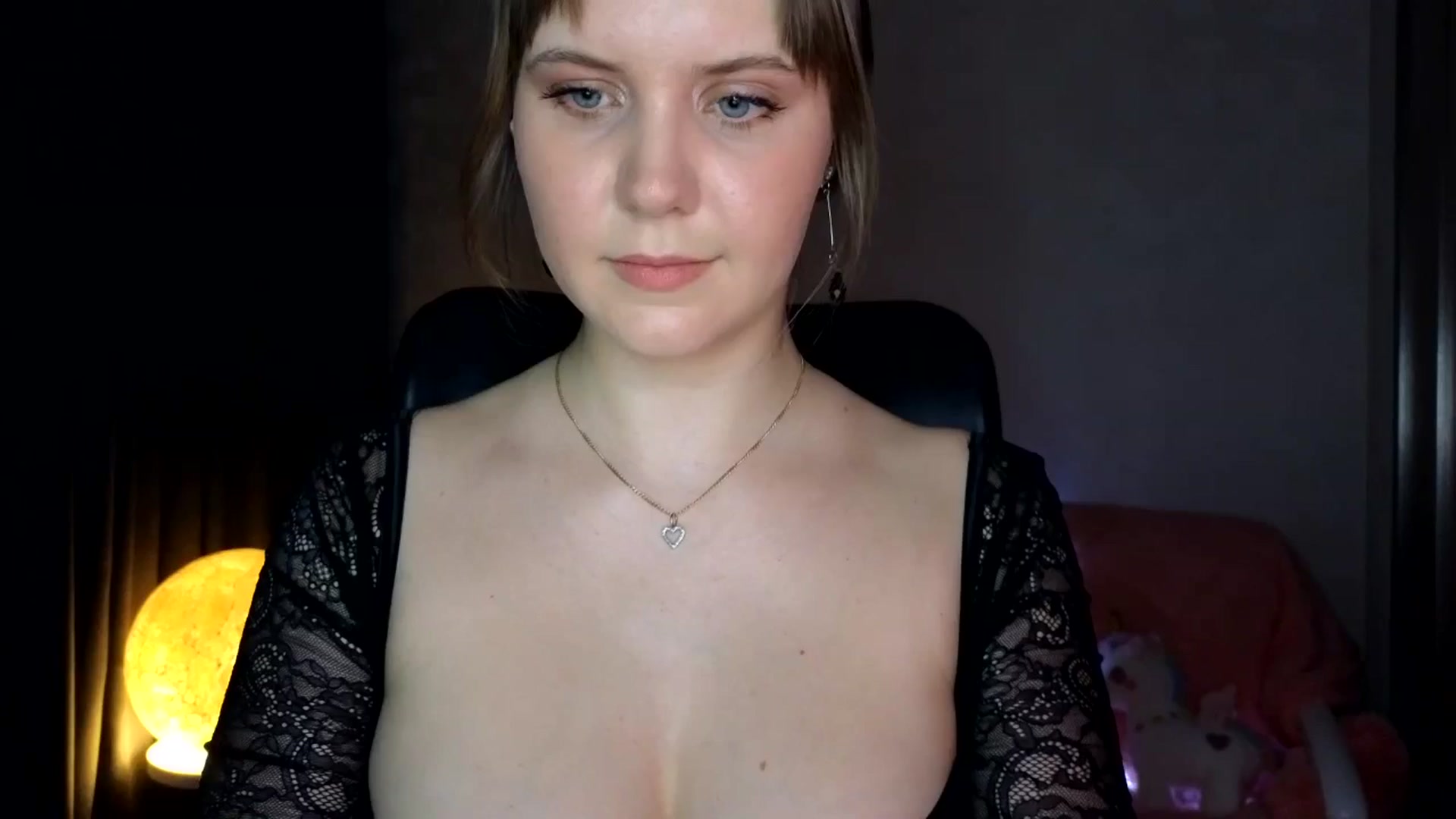Gallery image thumbnail from YoungDunst's myfreecams stream on, 03/14/2025, 21:26 image 15 of 20