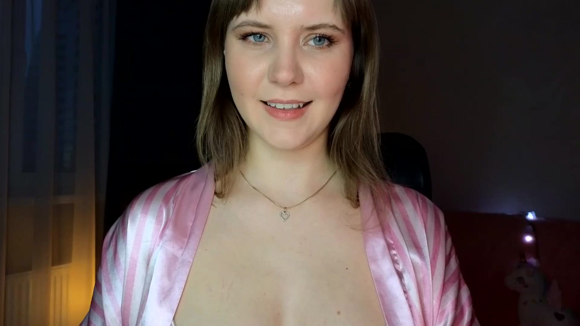 Gallery image thumbnail from YoungDunst's myfreecams stream on, 03/19/2025, 16:50 image 1 of 20