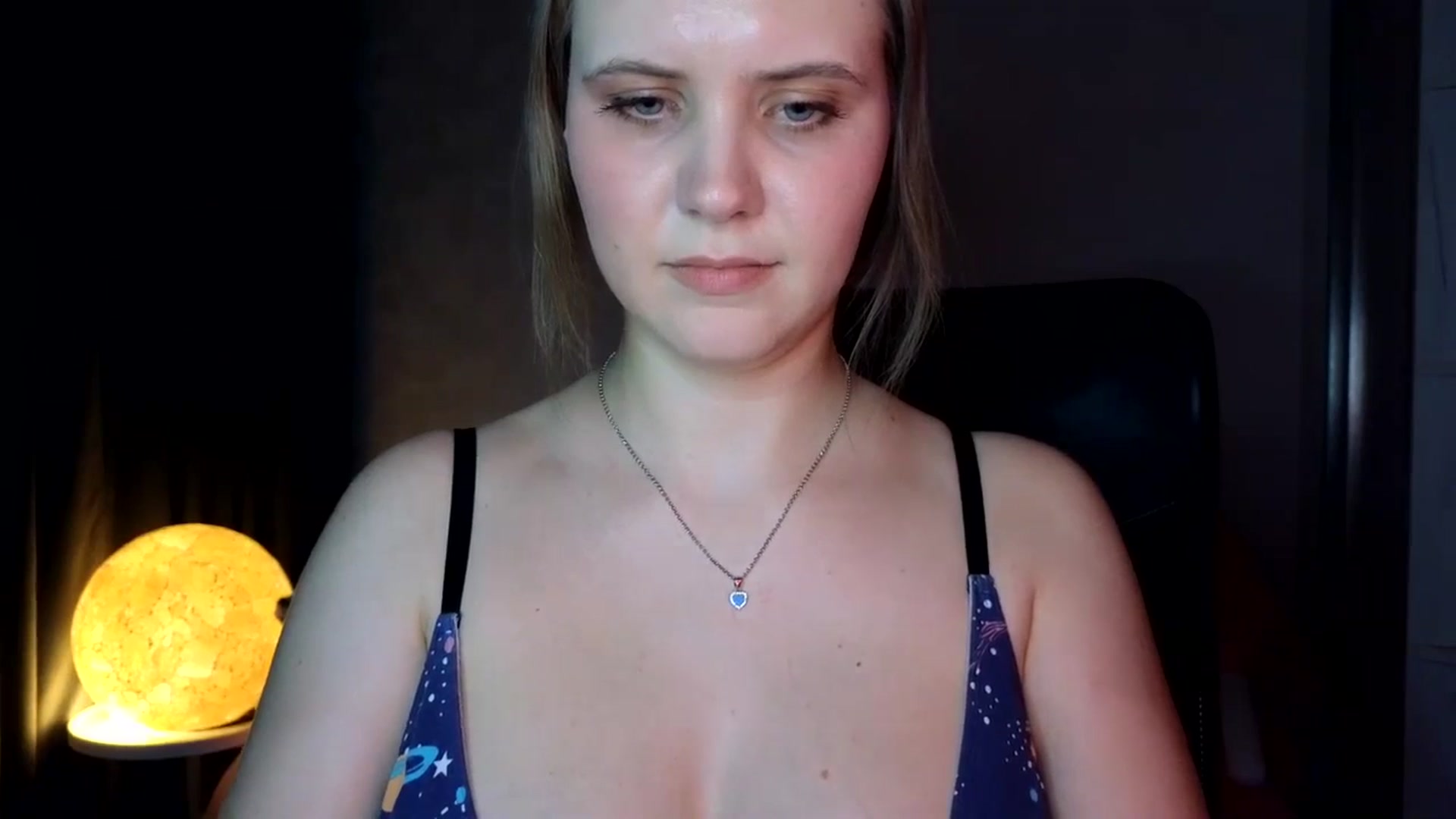 Gallery image thumbnail from YoungDunst's myfreecams stream on, 04/03/2025, 22:32 image 13 of 20