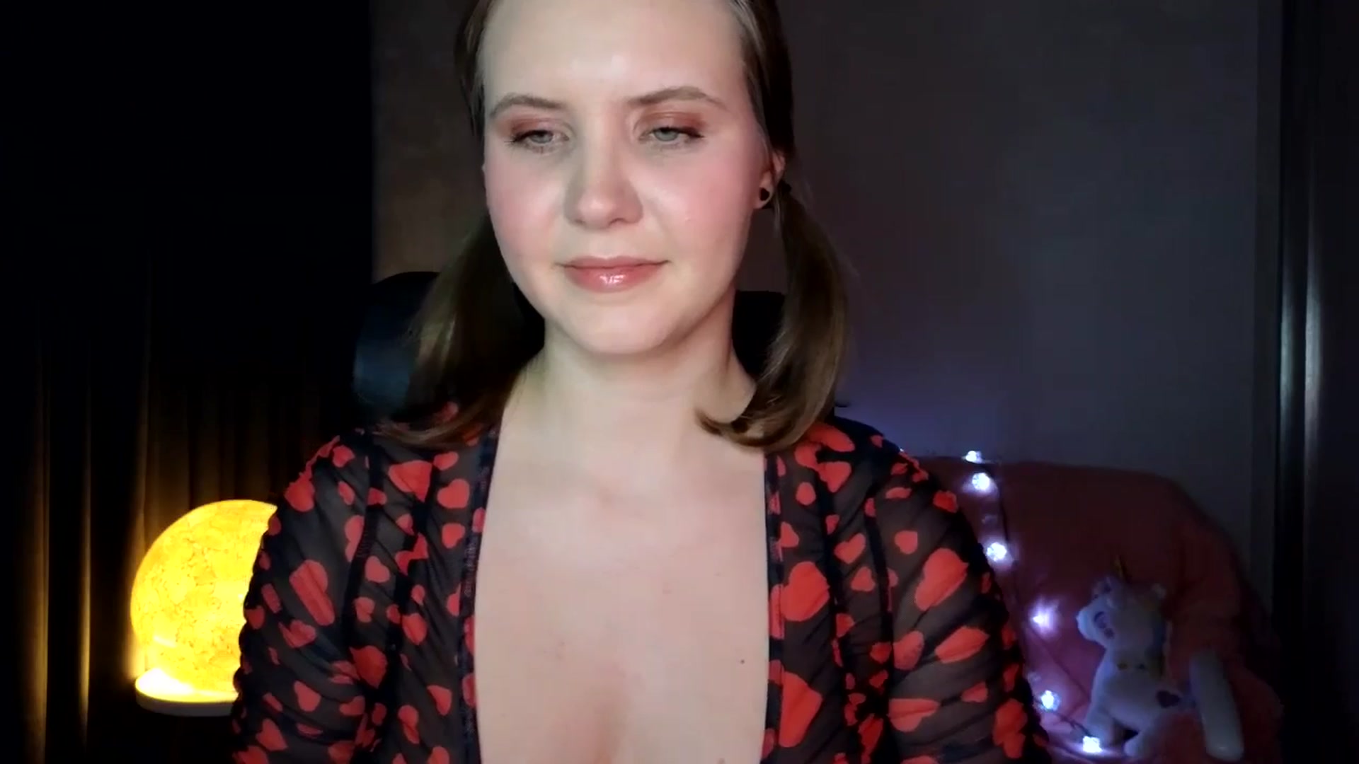 Gallery image thumbnail from YoungDunst's myfreecams stream on, 04/07/2025, 23:01 image 17 of 20