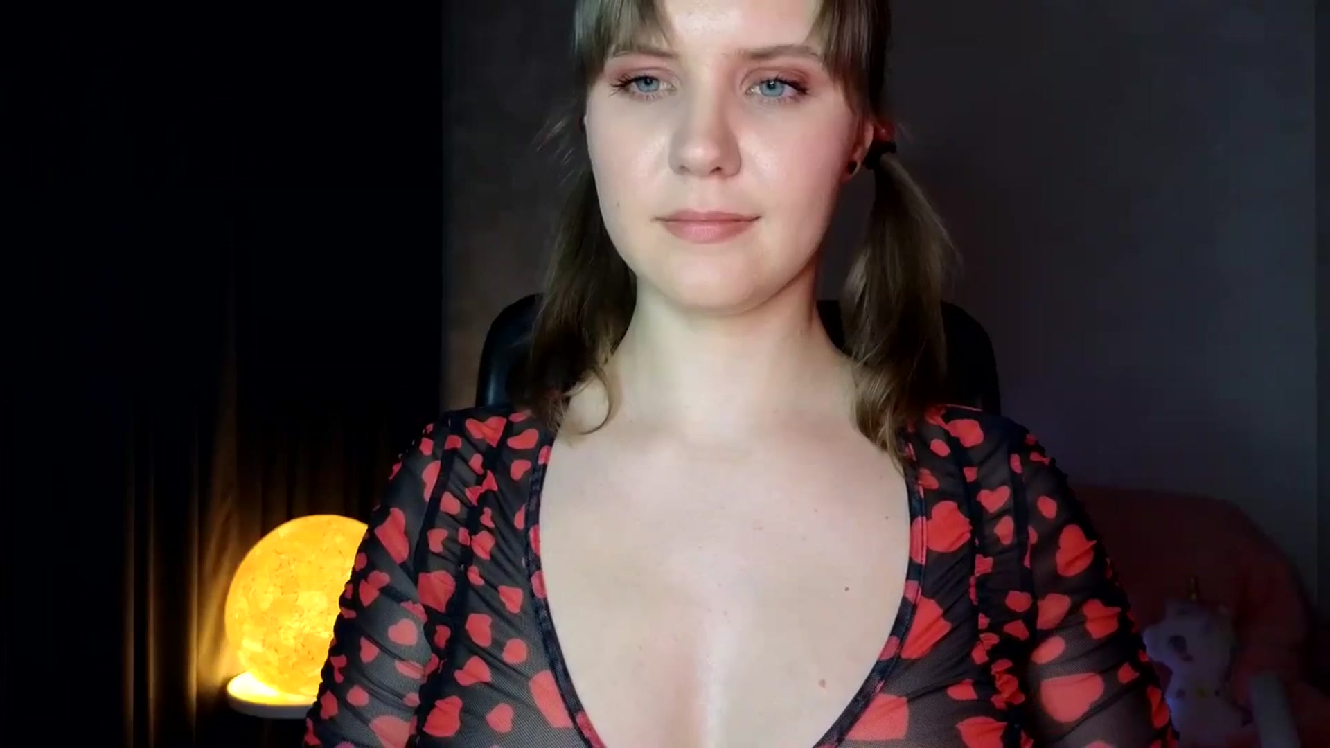 Gallery image thumbnail from YoungDunst's myfreecams stream on, 04/08/2025, 19:03 image 7 of 20