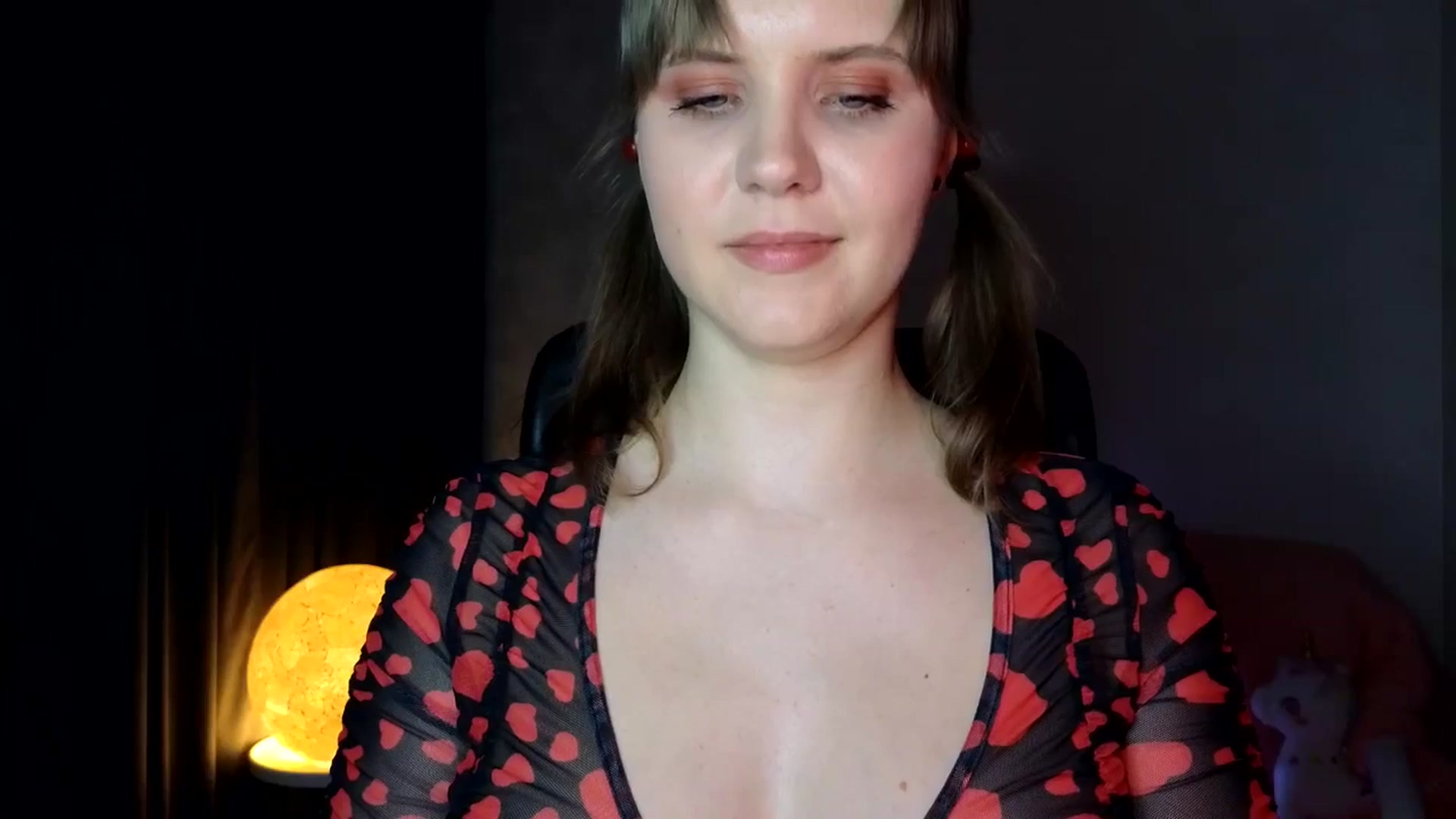 Gallery image thumbnail from YoungDunst's myfreecams stream on, 04/08/2025, 19:03 image 6 of 20