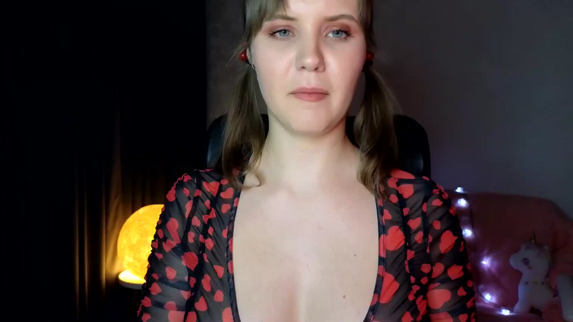 Gallery image thumbnail from YoungDunst's myfreecams stream on, 04/08/2025, 19:03 image 2 of 20