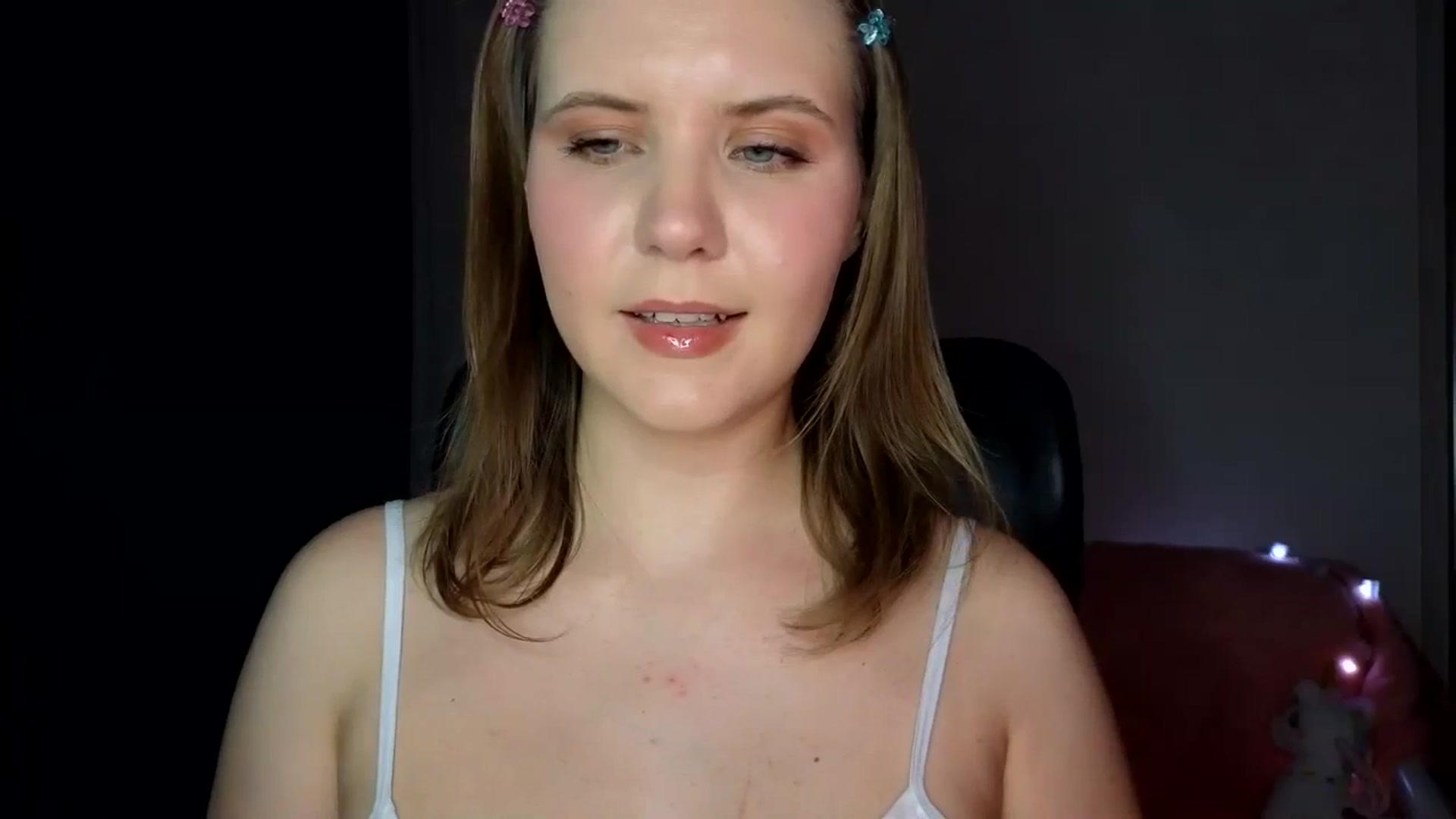 Gallery image thumbnail from YoungDunst's myfreecams stream on, 04/21/2025, 18:04 image 12 of 20