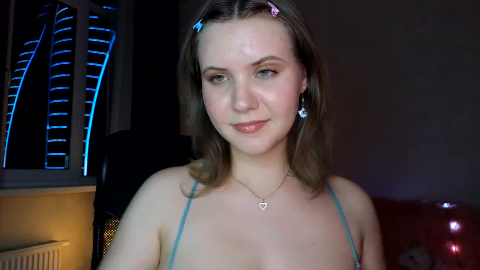 Gallery image thumbnail from YoungDunst's myfreecams stream on, 05/20/2025, 20:22 image 7 of 20