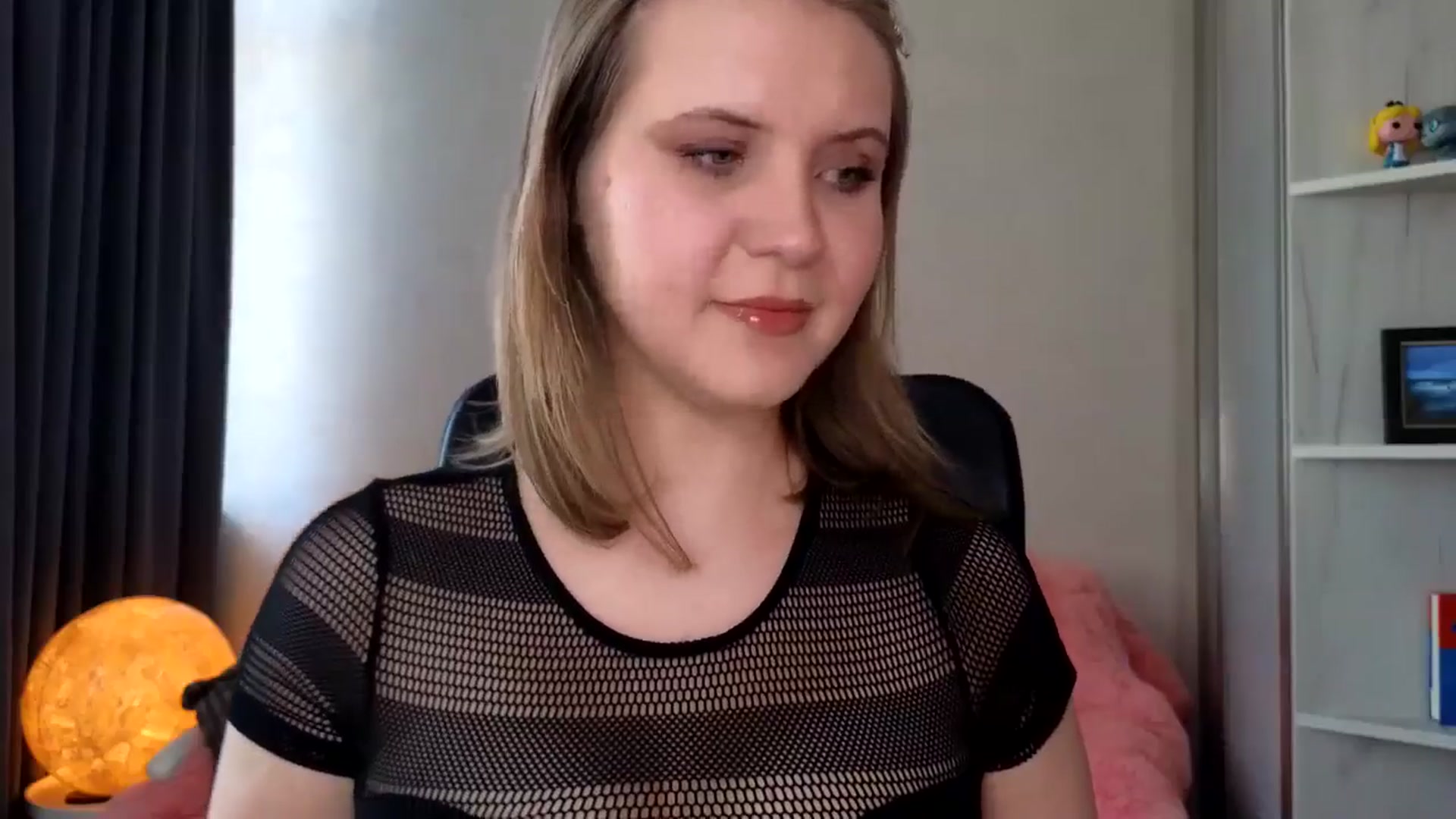 Gallery image thumbnail from YoungDunst's myfreecams stream on, 05/31/2025, 18:13 image 2 of 20