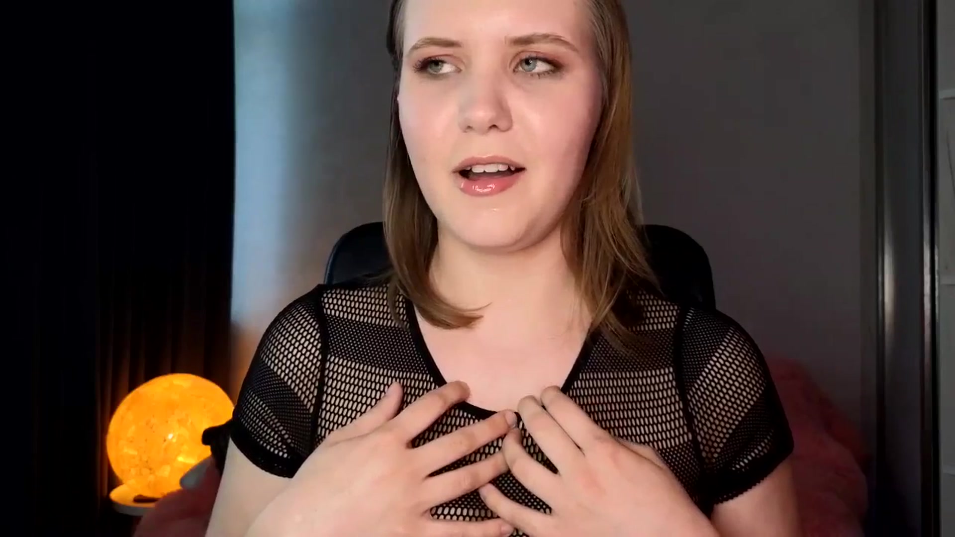Gallery image thumbnail from YoungDunst's myfreecams stream on, 05/31/2025, 18:13 image 15 of 20