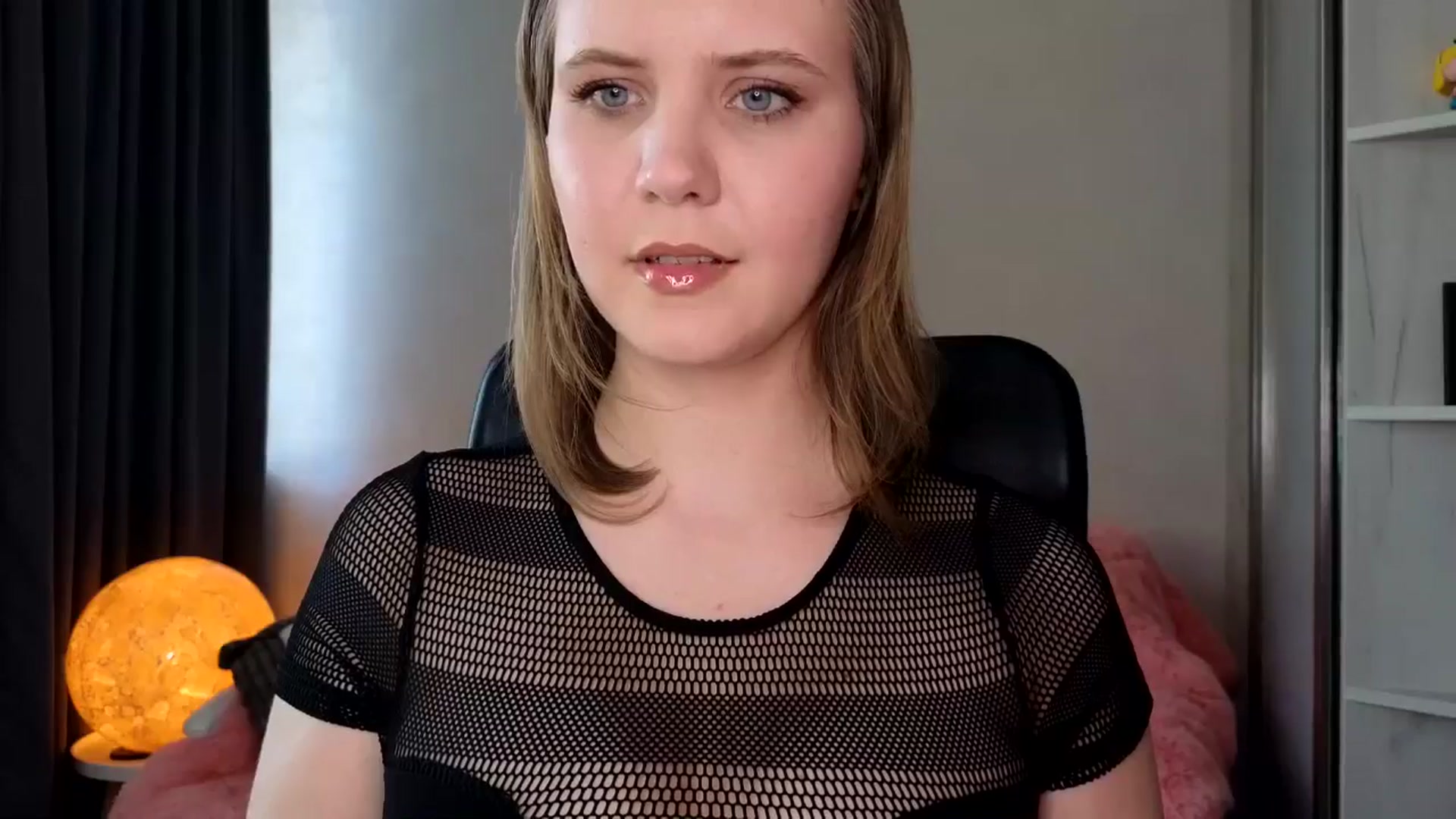 Gallery image thumbnail from YoungDunst's myfreecams stream on, 05/31/2025, 18:13 image 7 of 20