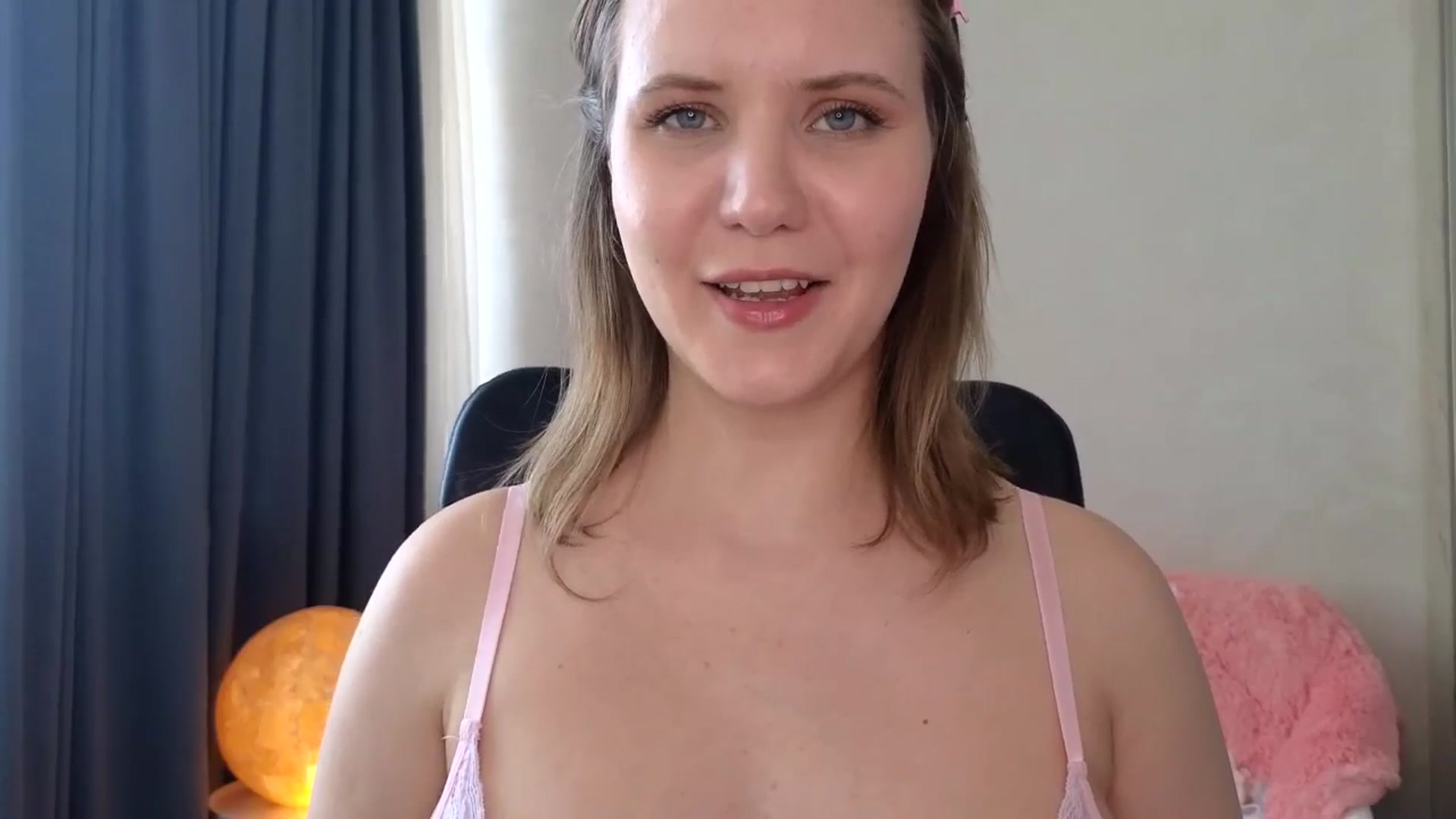Gallery image thumbnail from YoungDunst's myfreecams stream on, 06/05/2025, 12:32 image 3 of 20