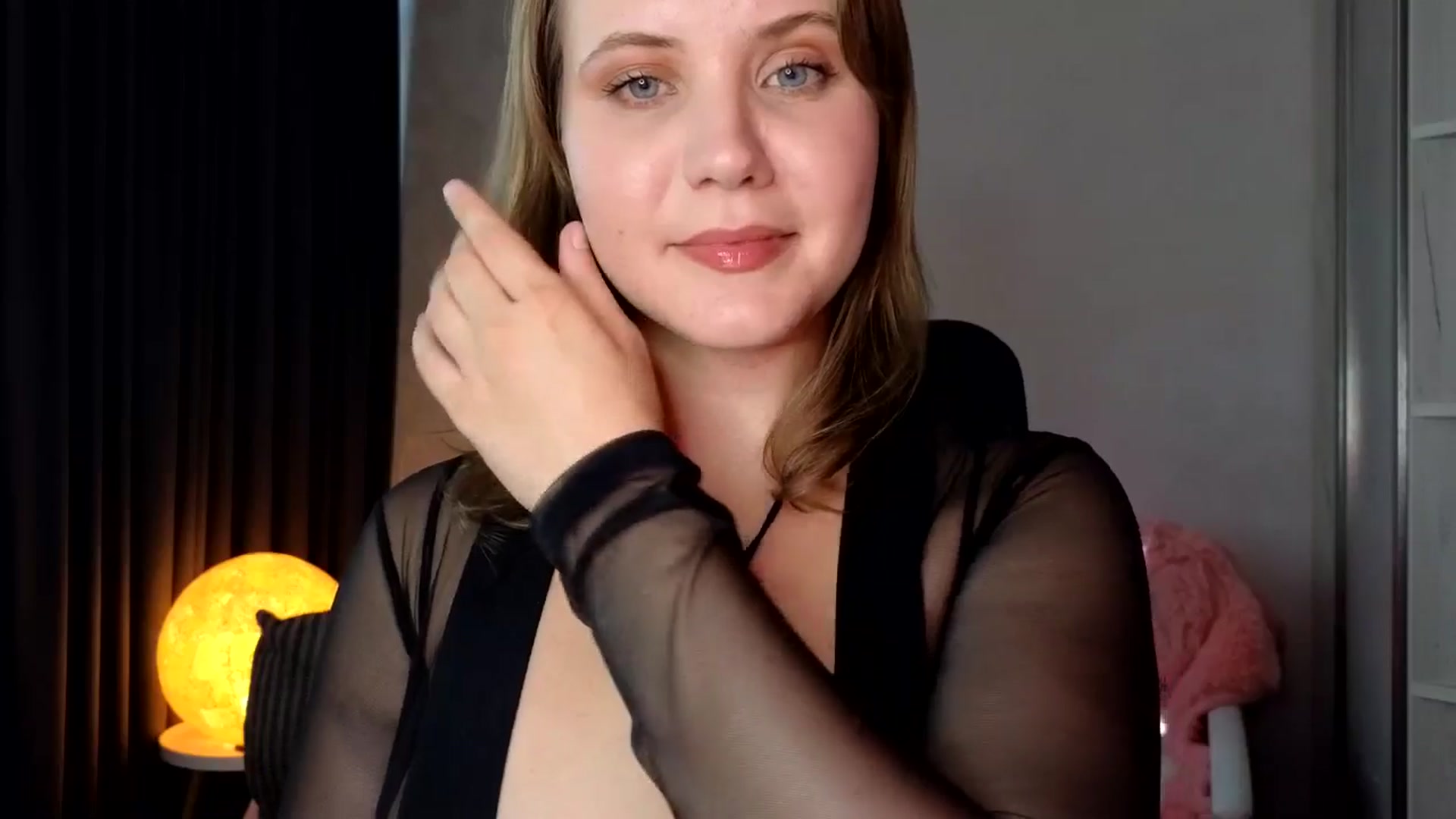Gallery image thumbnail from YoungDunst's myfreecams stream on, 08/03/2025, 17:26 image 17 of 20