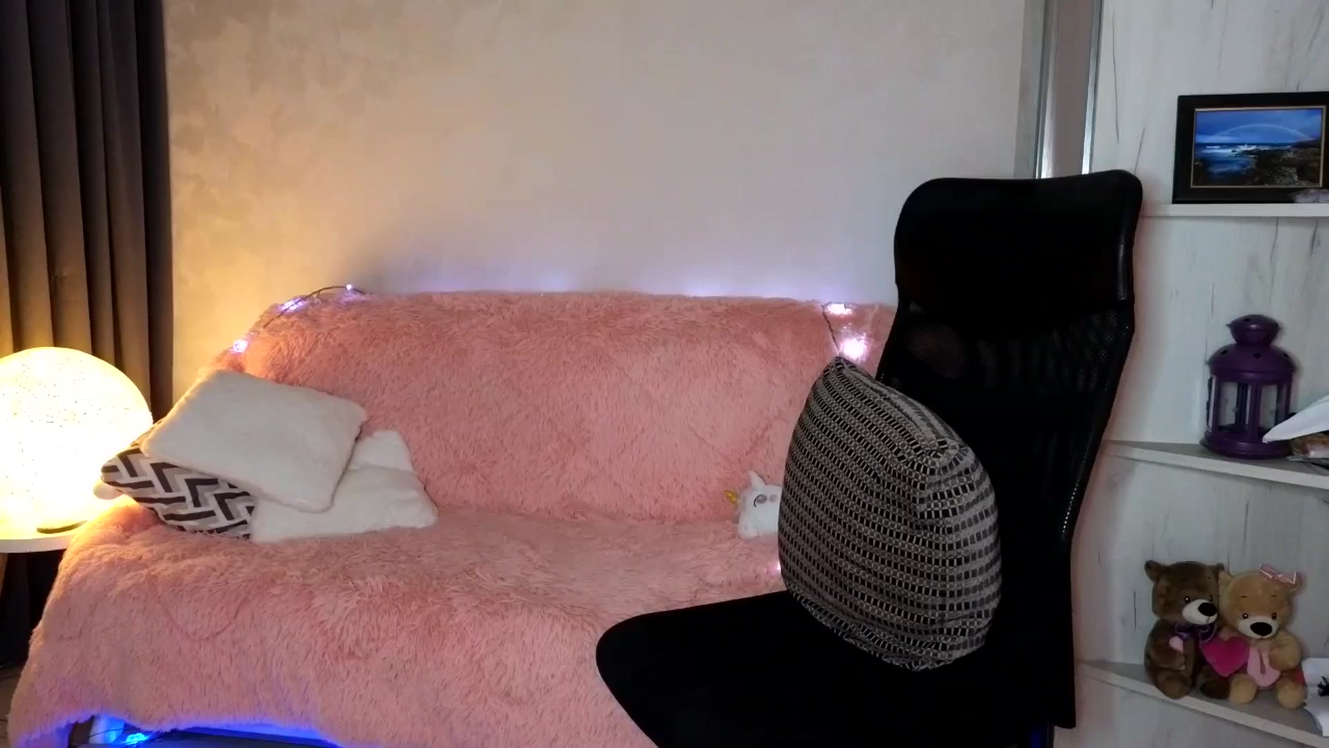 Gallery image thumbnail from YoungDunst's myfreecams stream on, 08/03/2025, 18:33 image 9 of 20